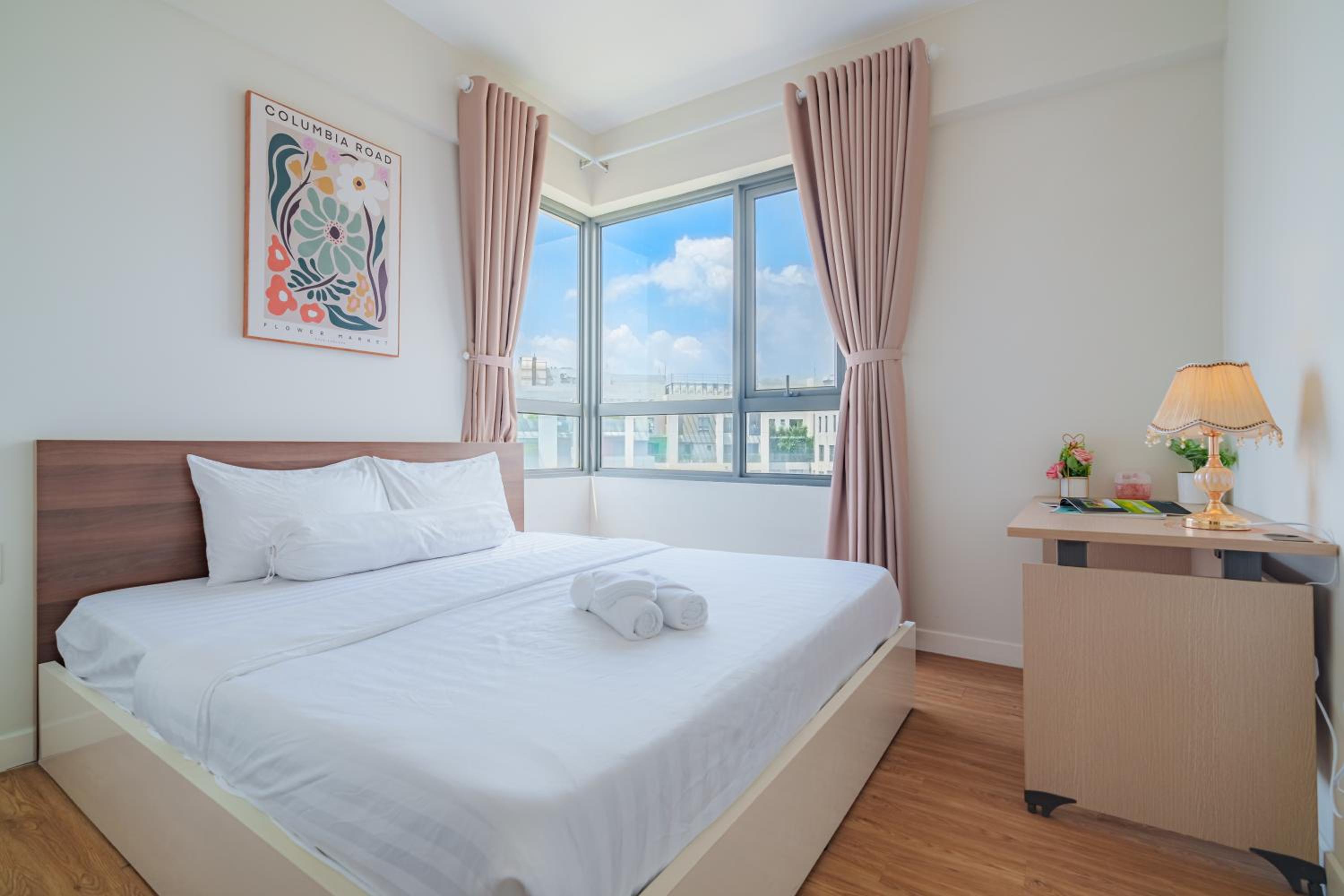 ambiHOME 3BR 2WC in Masteri Thao Dien District 2