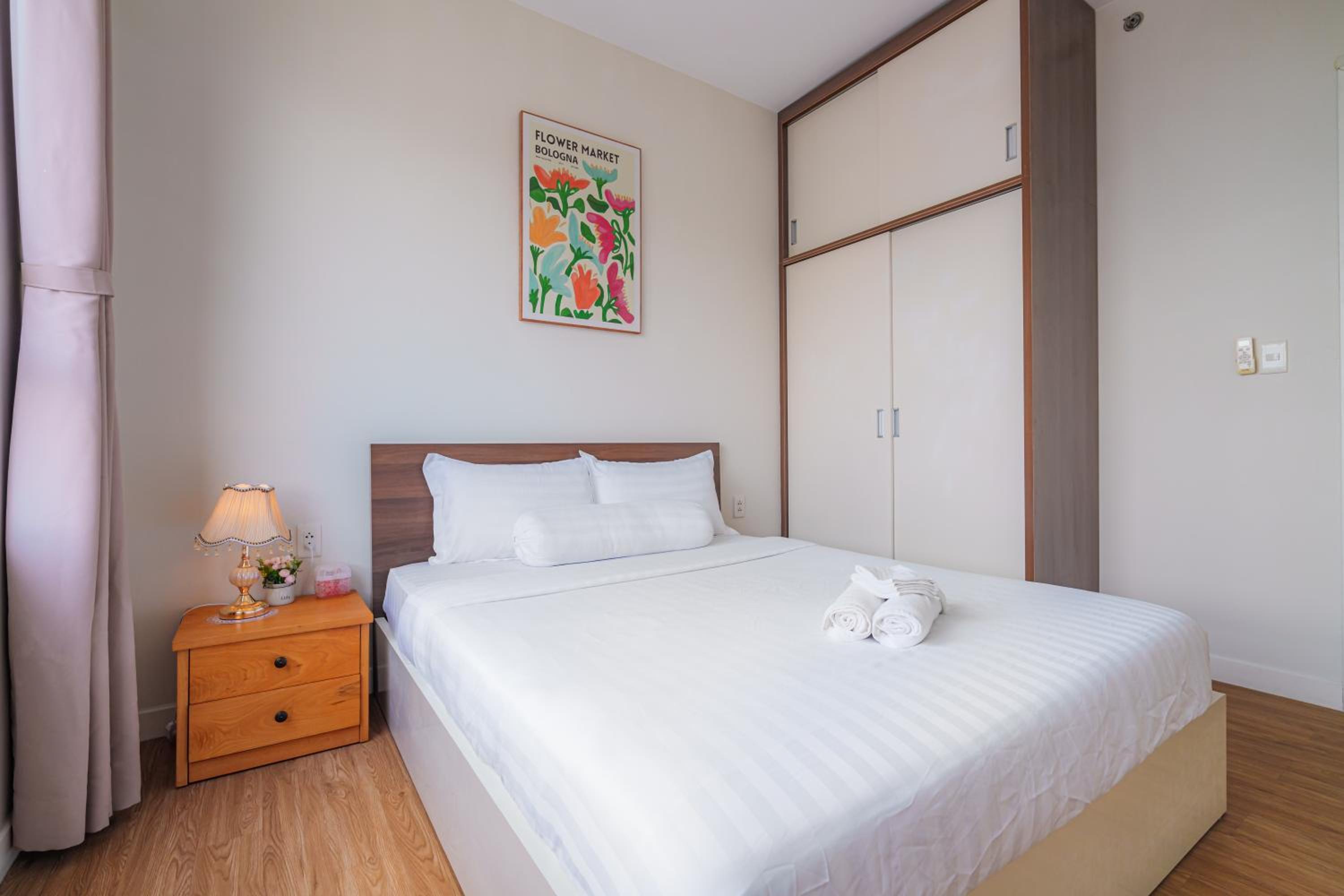ambiHOME 3BR 2WC in Masteri Thao Dien District 2