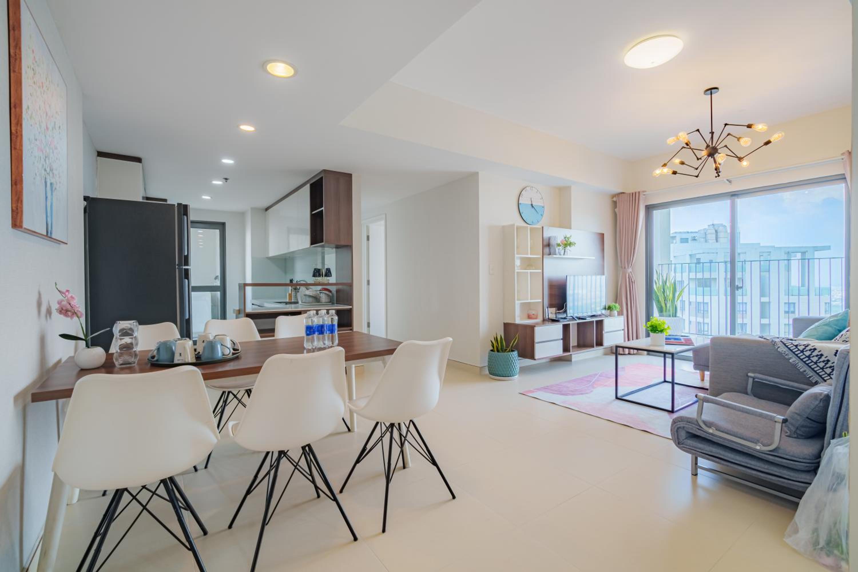 ambiHOME 3BR 2WC in Masteri Thao Dien District 2