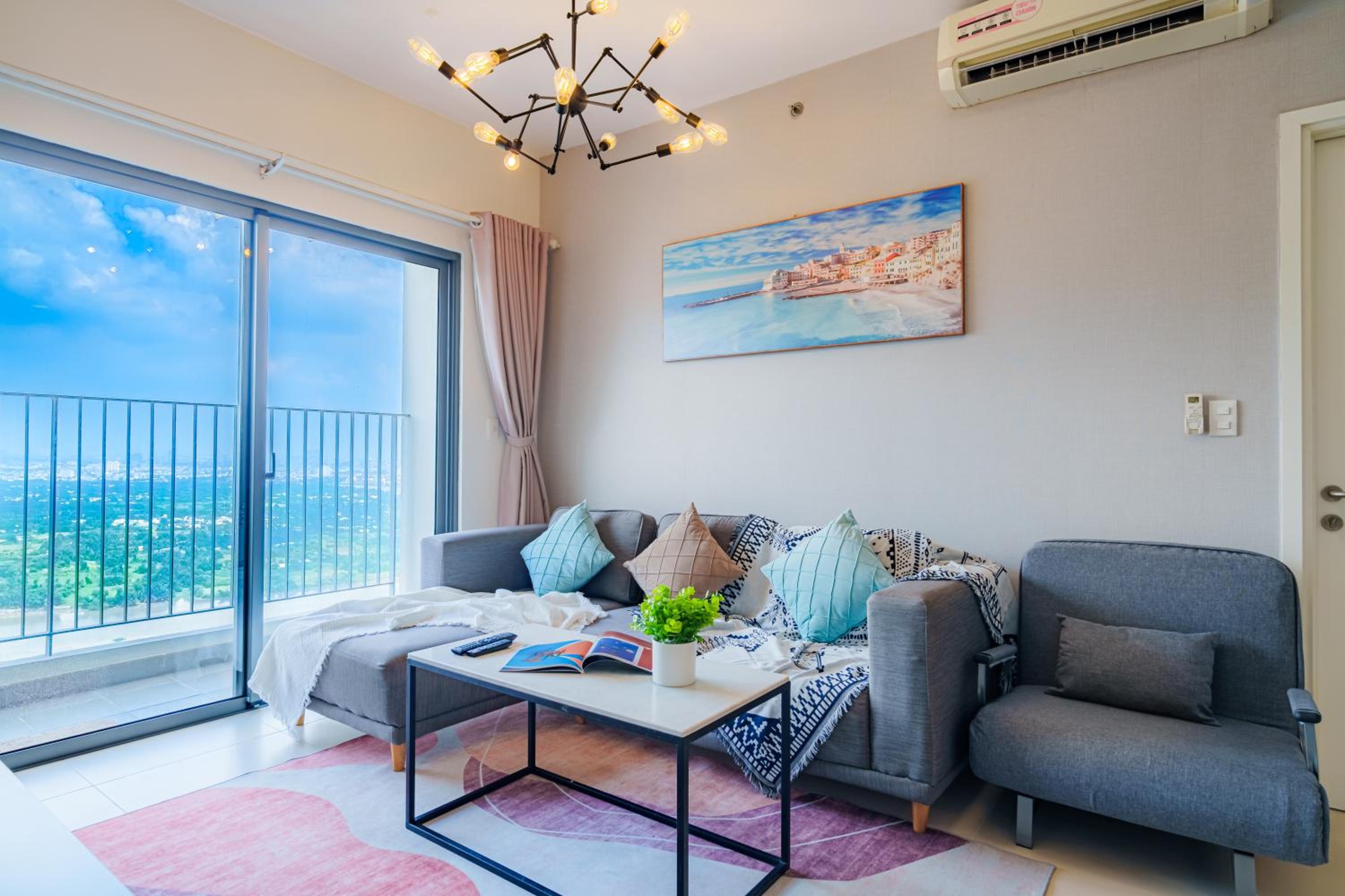ambiHOME 3BR 2WC in Masteri Thao Dien District 2