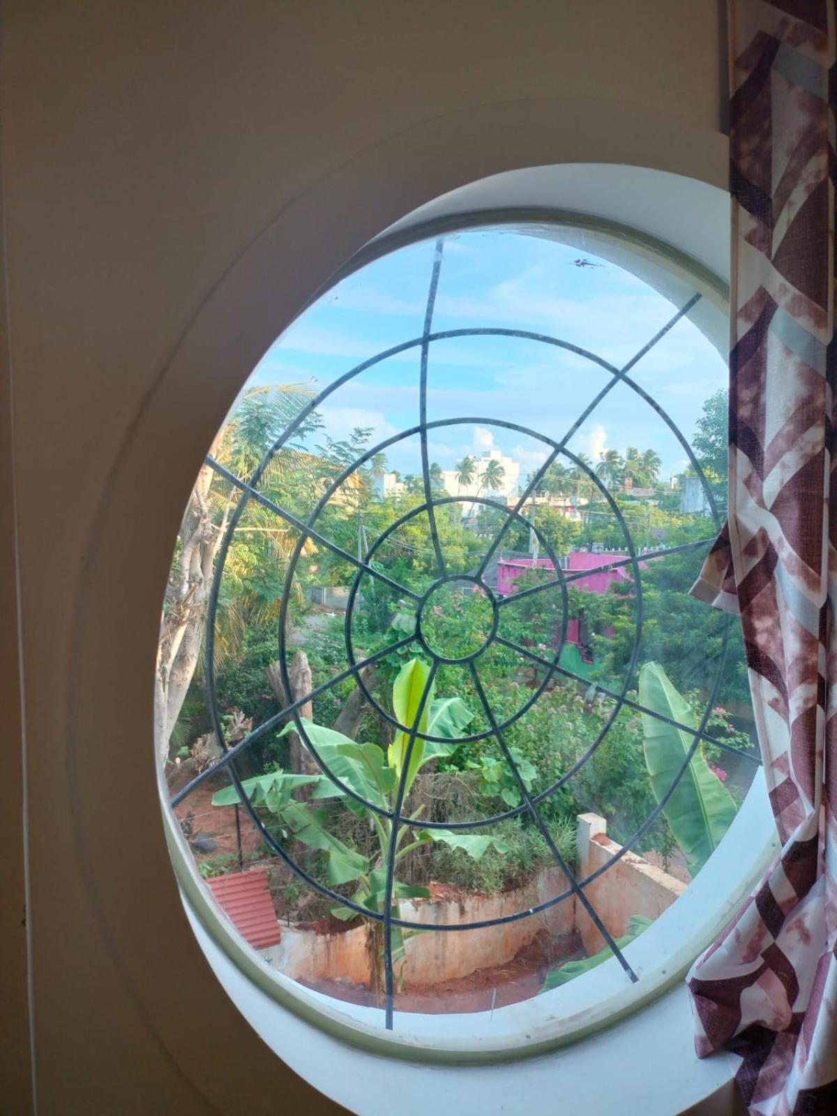 Paradise Le Bonheur Guest House view 3