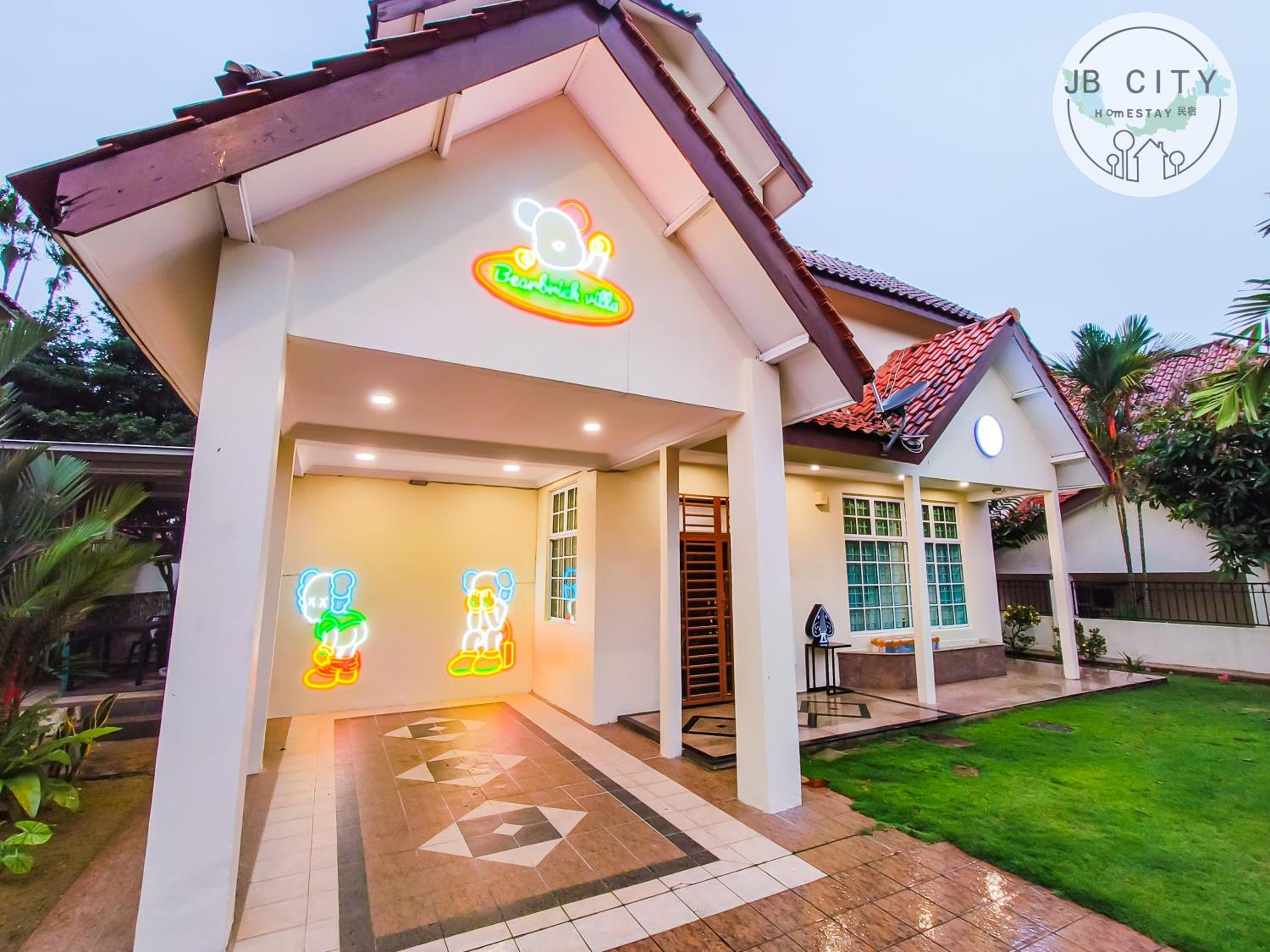 JB Town Villa by RR JBcity