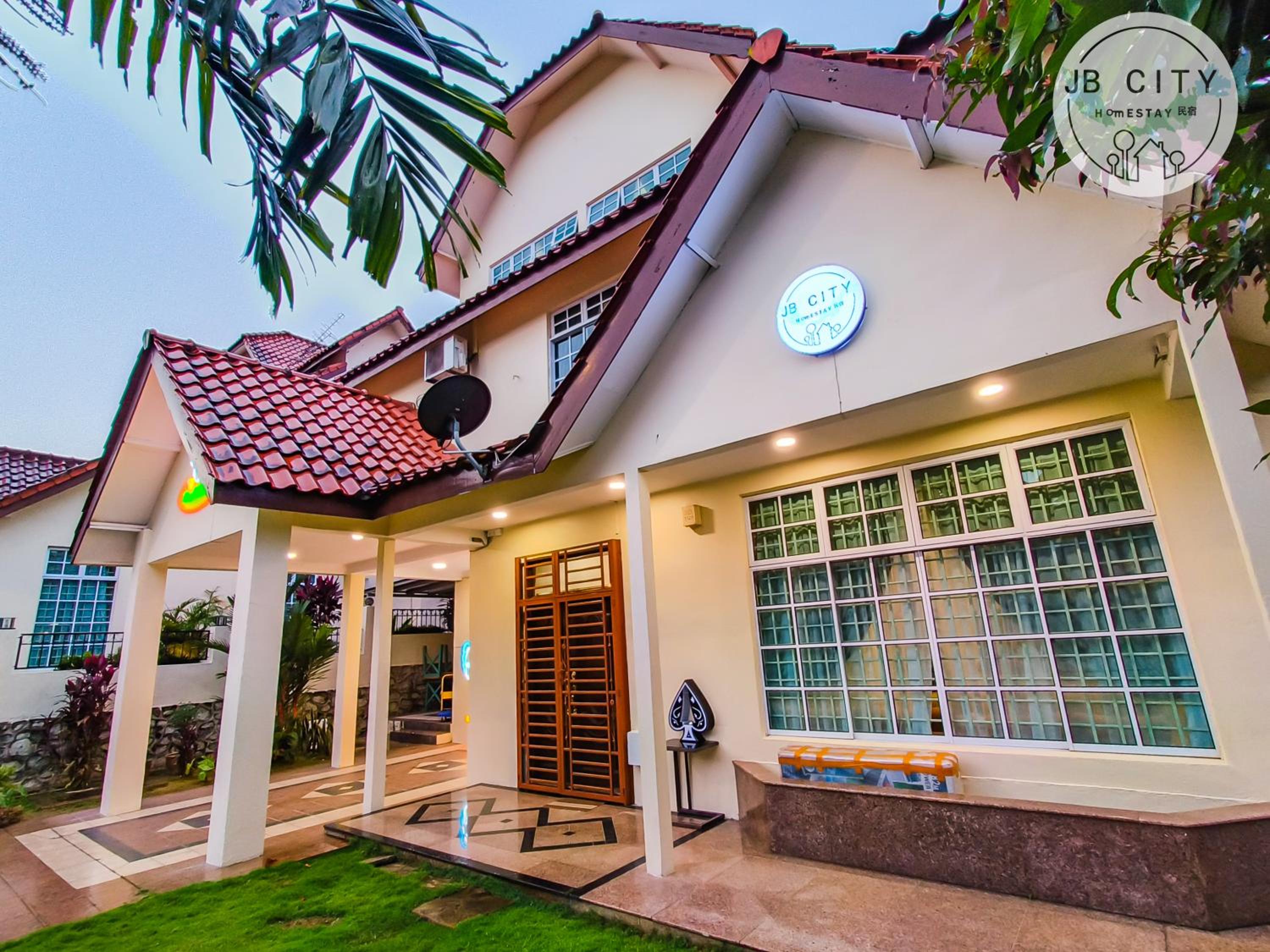 JB Town Villa by RR JBcity