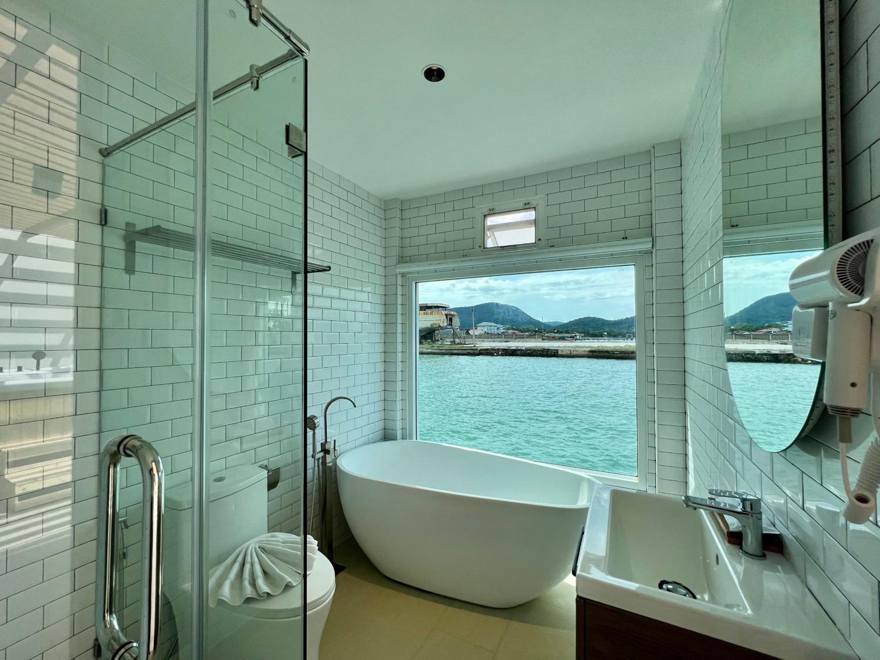 Baan Tah On The Sea