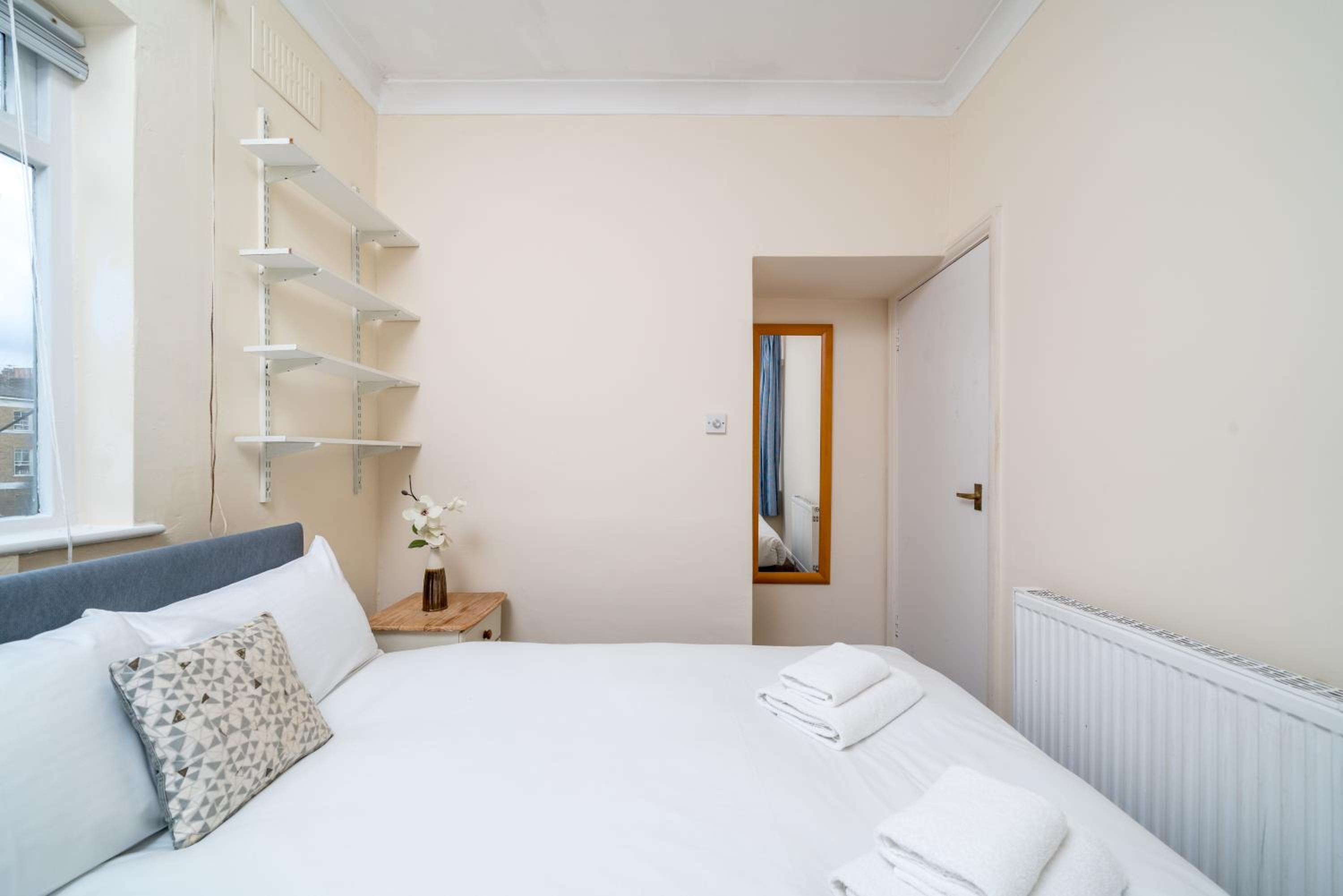JOIVY Cosy maisonette near Abbey Road