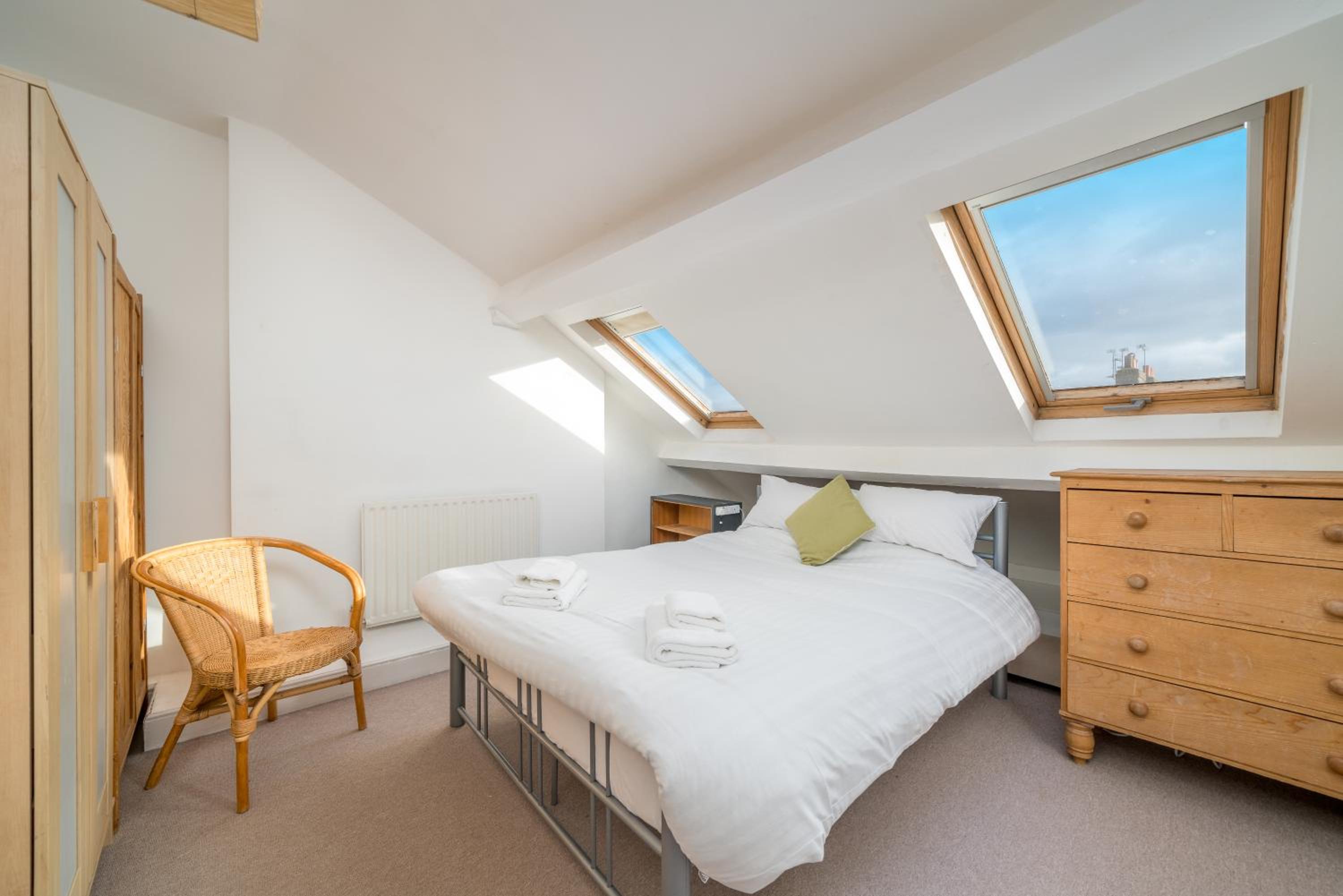 JOIVY Cosy maisonette near Abbey Road