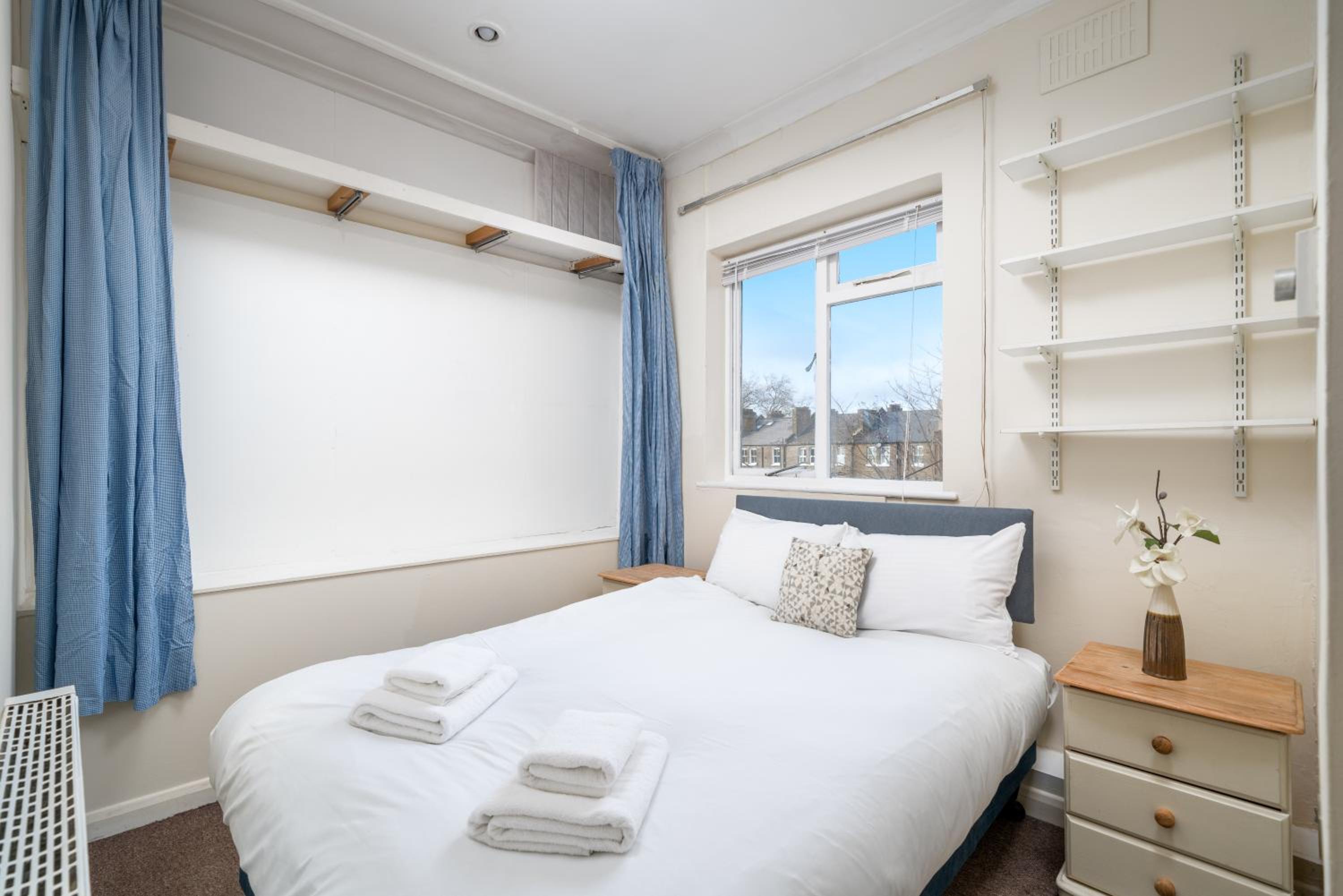 JOIVY Cosy maisonette near Abbey Road