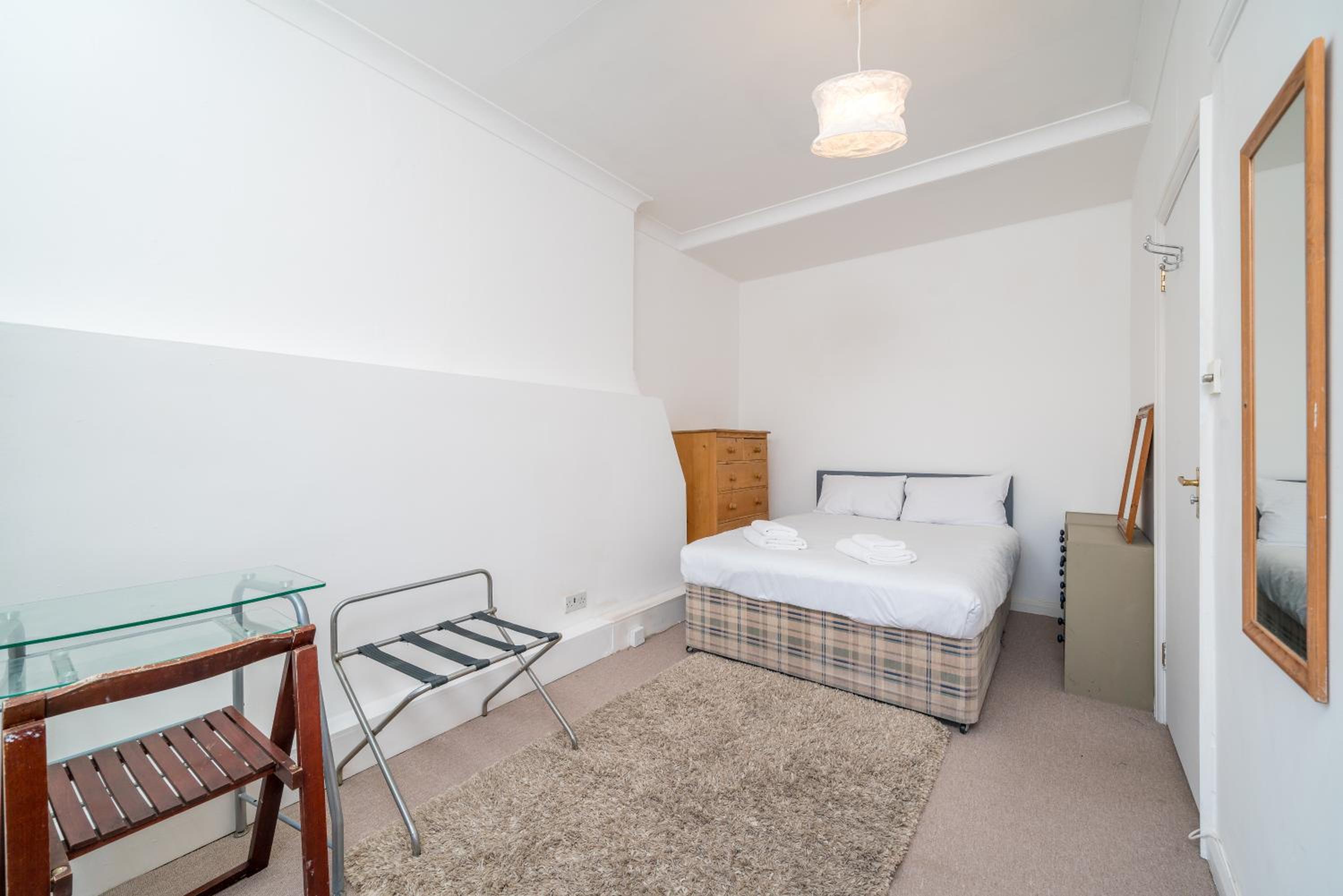 JOIVY Cosy maisonette near Abbey Road