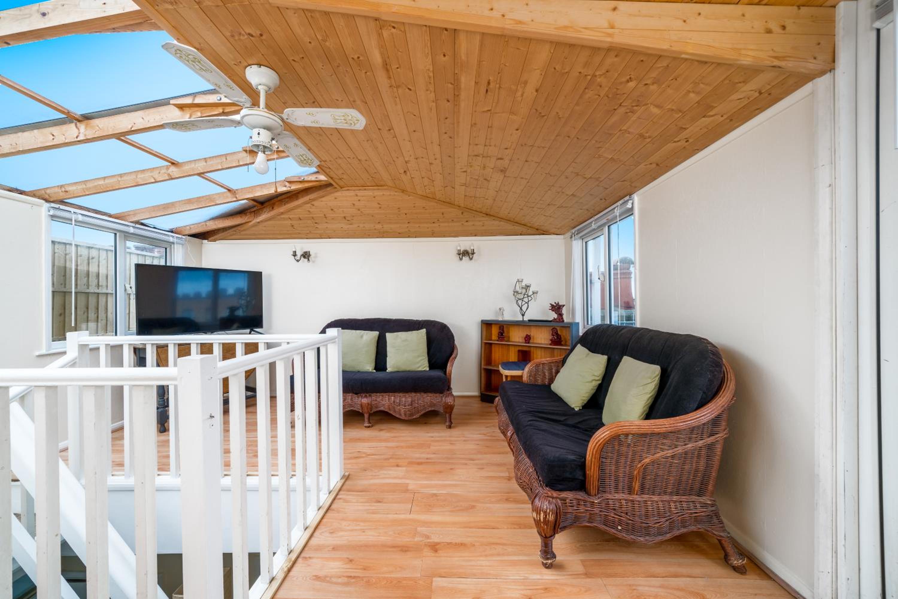 JOIVY Cosy maisonette near Abbey Road