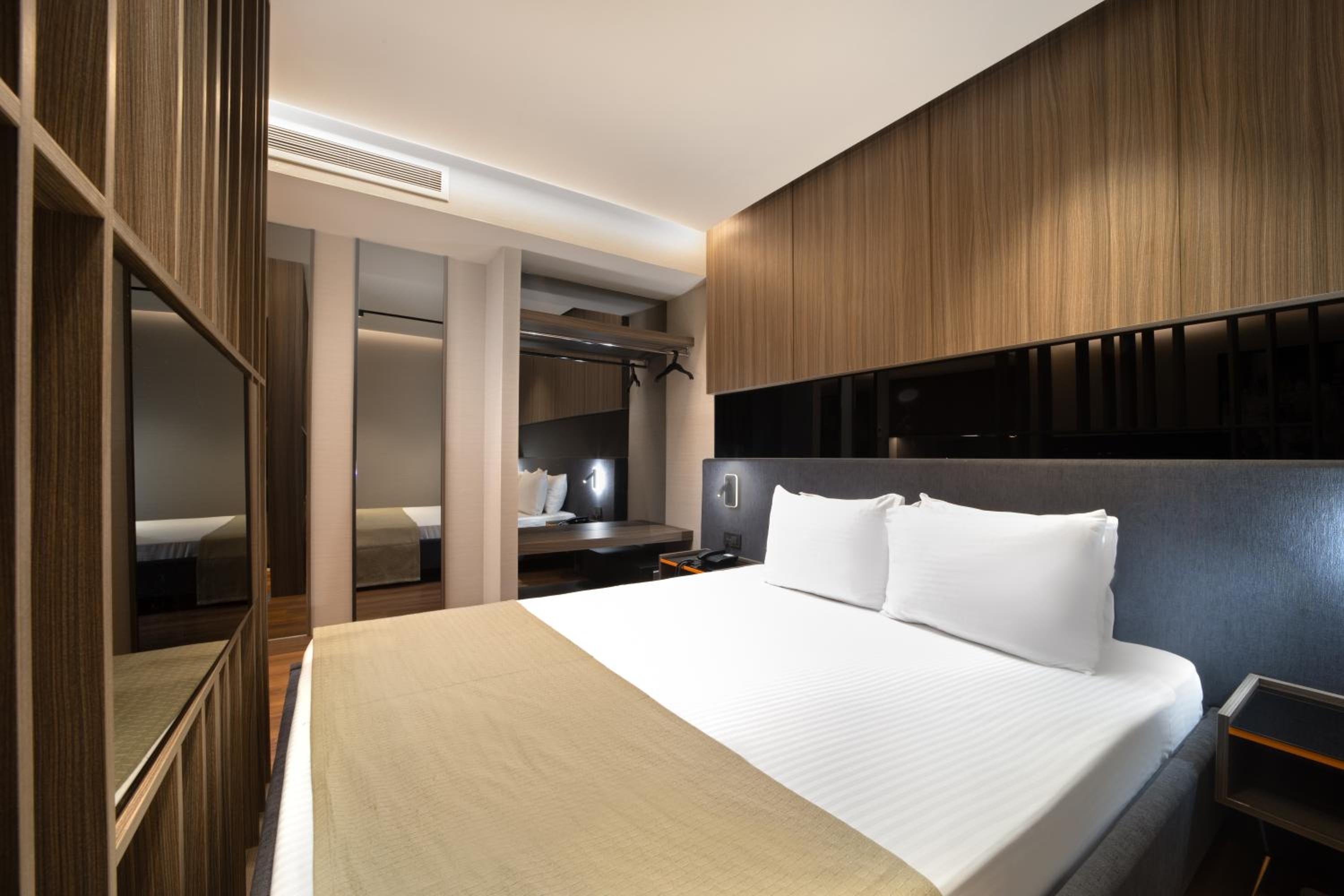 Nish Palace Beşiktaş - Image 21