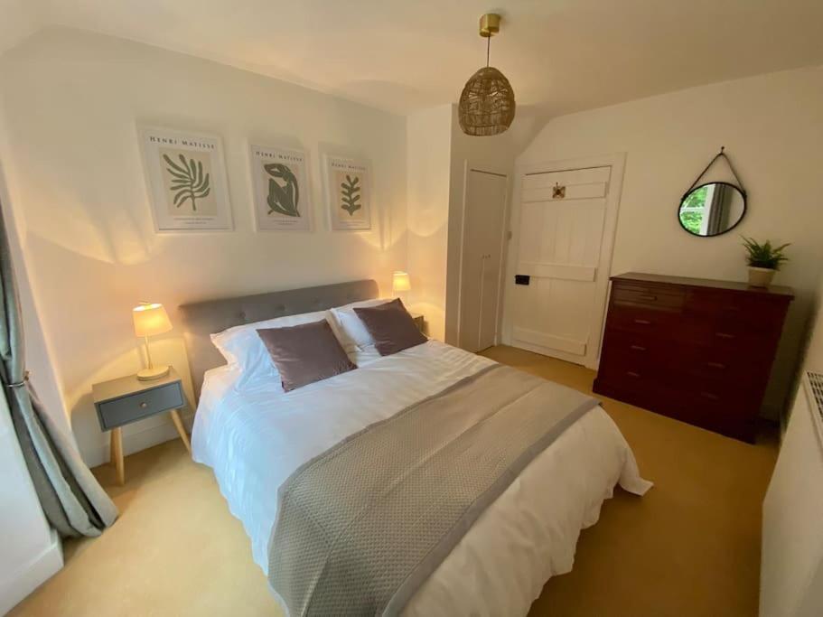 Knockfarrie Cottage