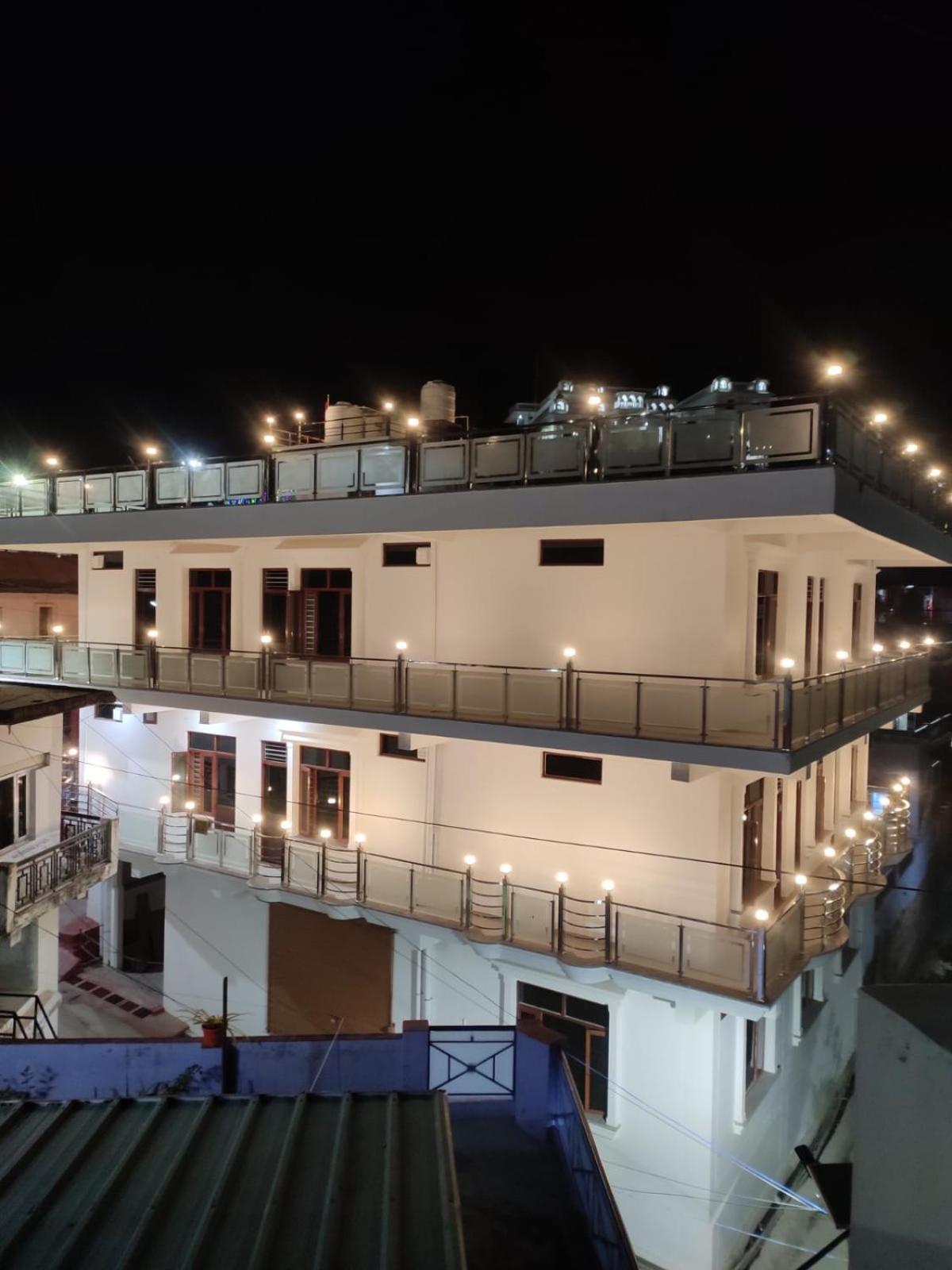 HOTEL SHREE PADAM view 2