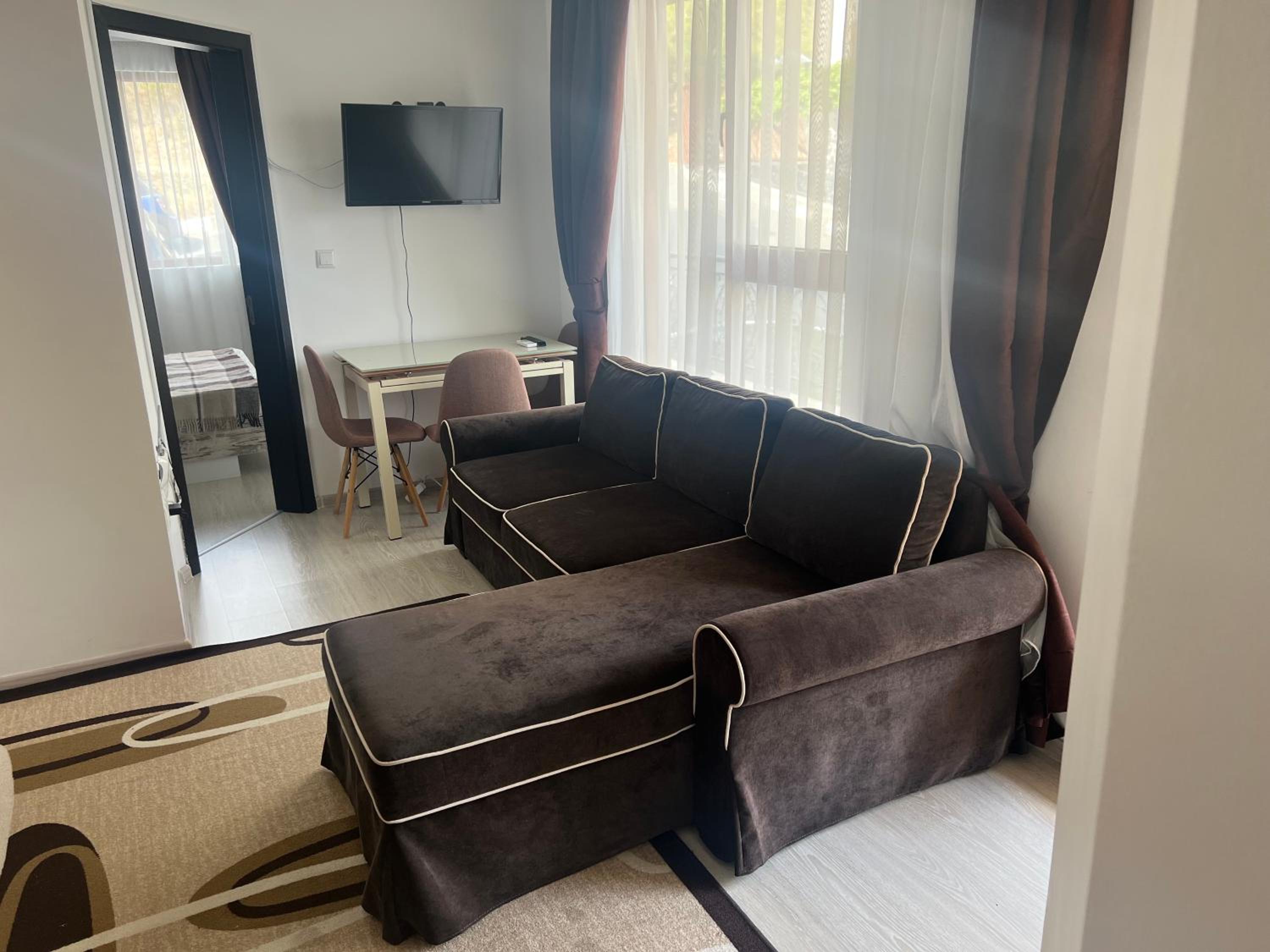 Phoenix APARTMENT Апартамент Феникс