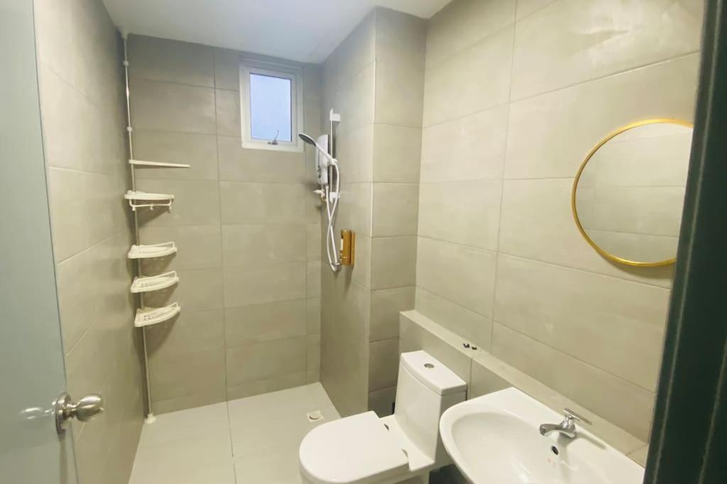 DD Brand New condo Metropol photo 5