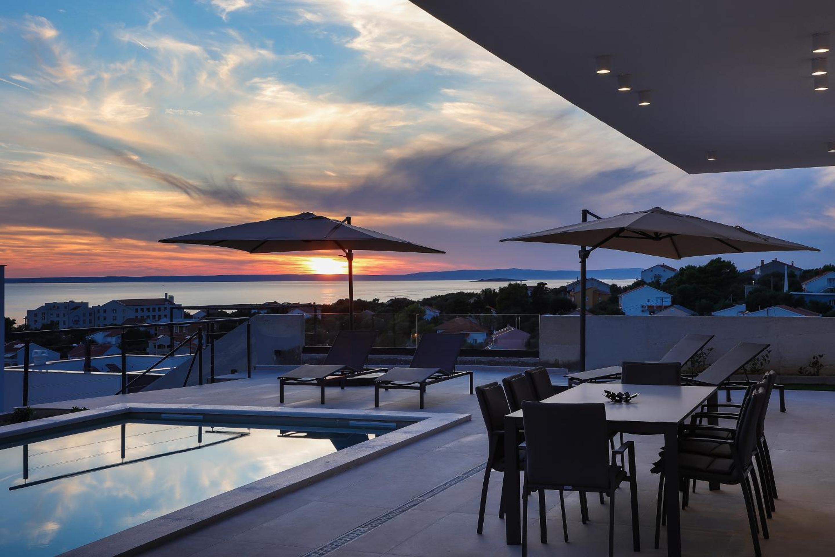 Luxury villa del Sol view 5