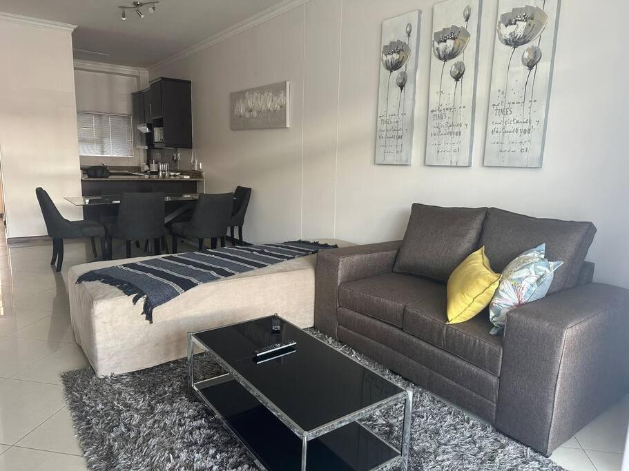 Umhlanga Ridge Luxury 2bed Self Catering Apartment view 3