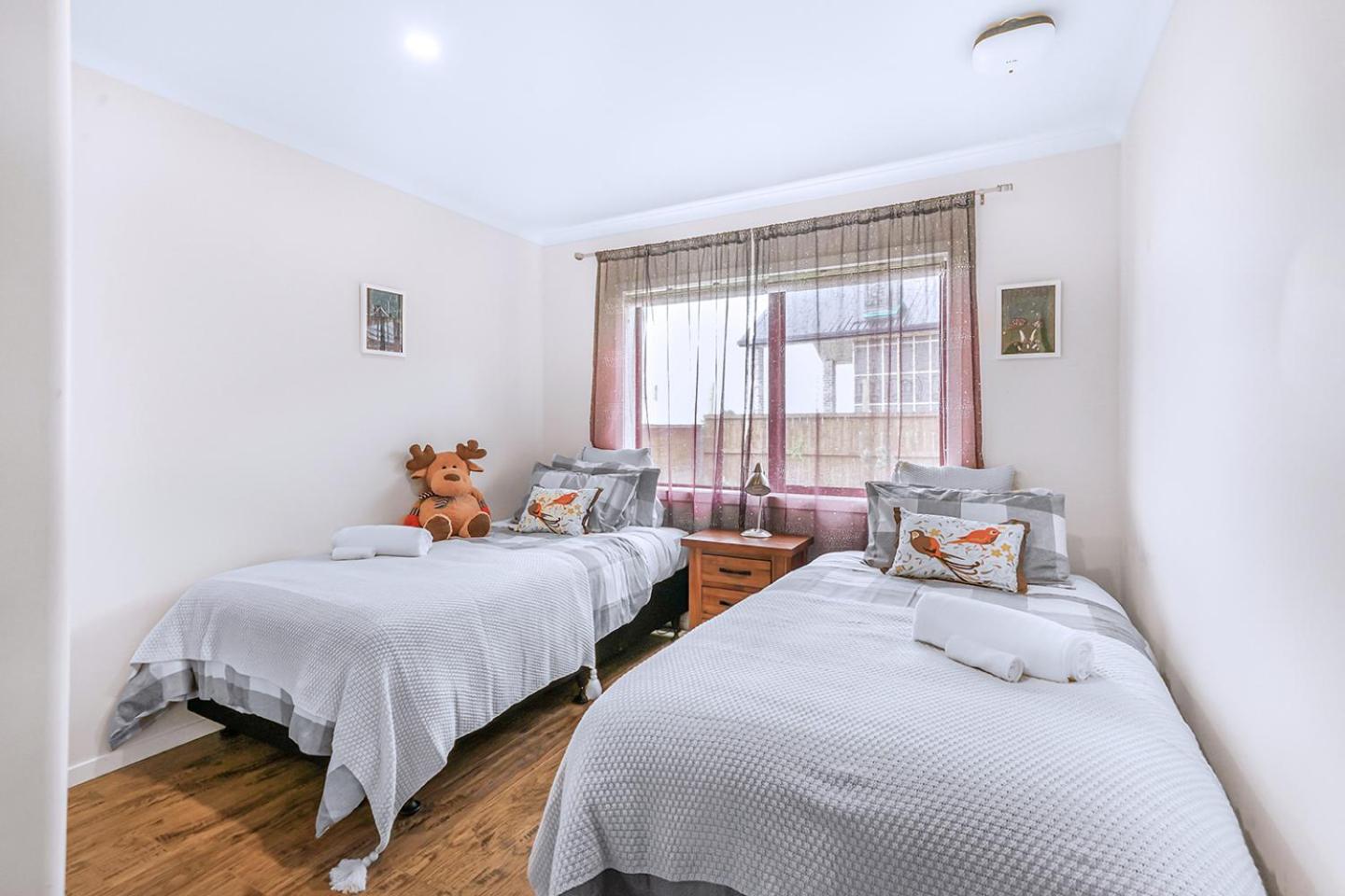 New, spacious, enjoy a quality stay in Flagstaff view 4