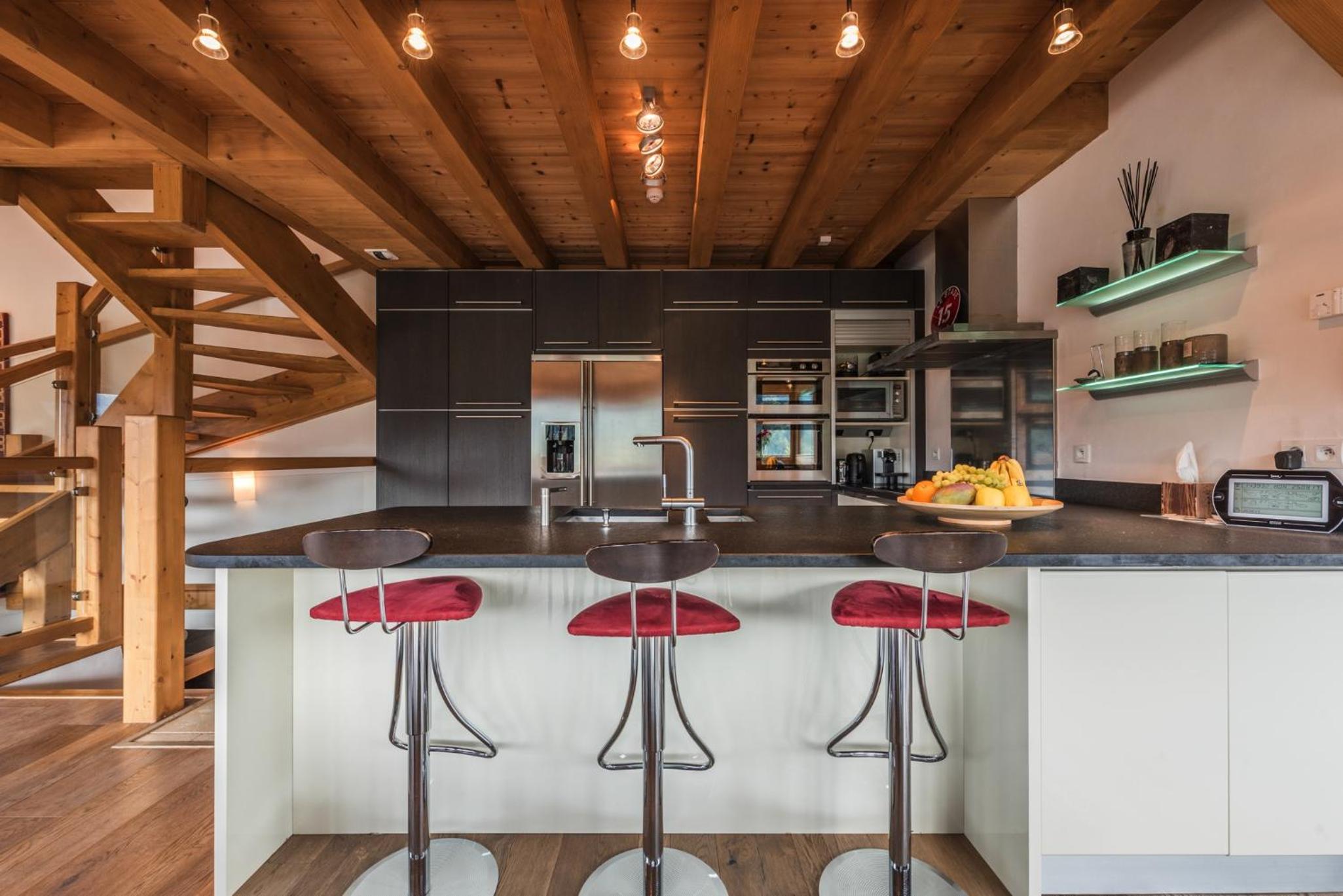 Chalet Omaroo Morzine - by EMERALD STAY