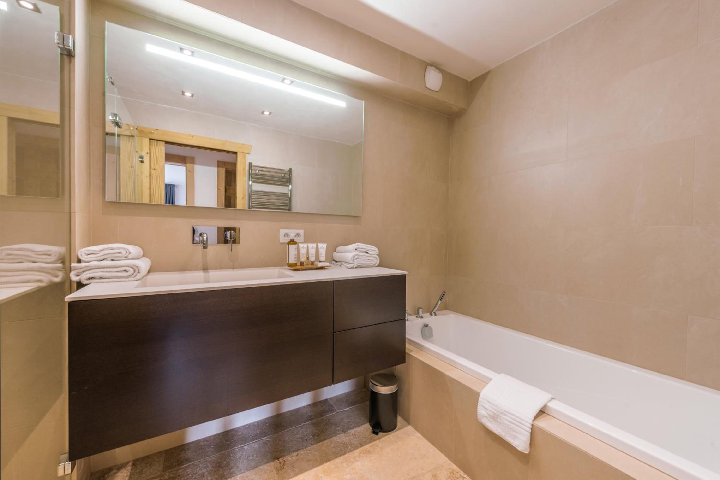 Chalet Omaroo Morzine - by EMERALD STAY