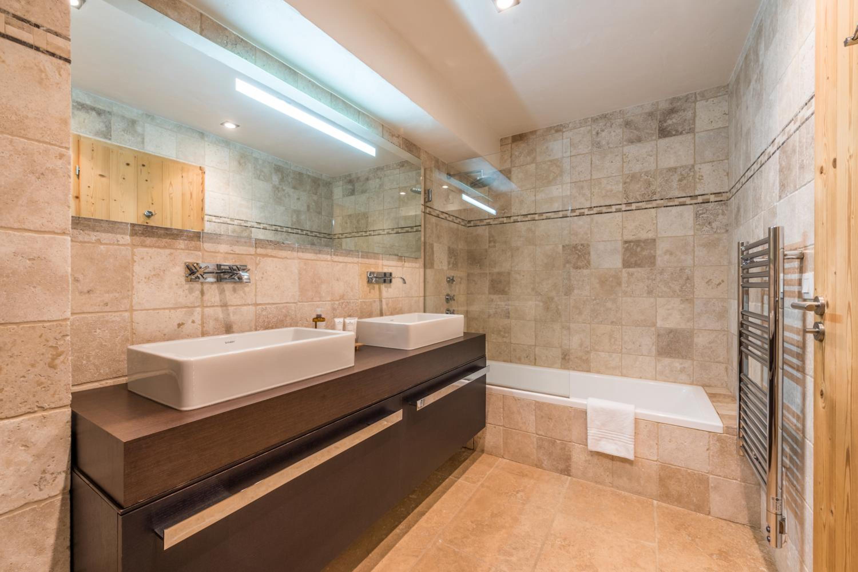 Chalet Omaroo Morzine - by EMERALD STAY