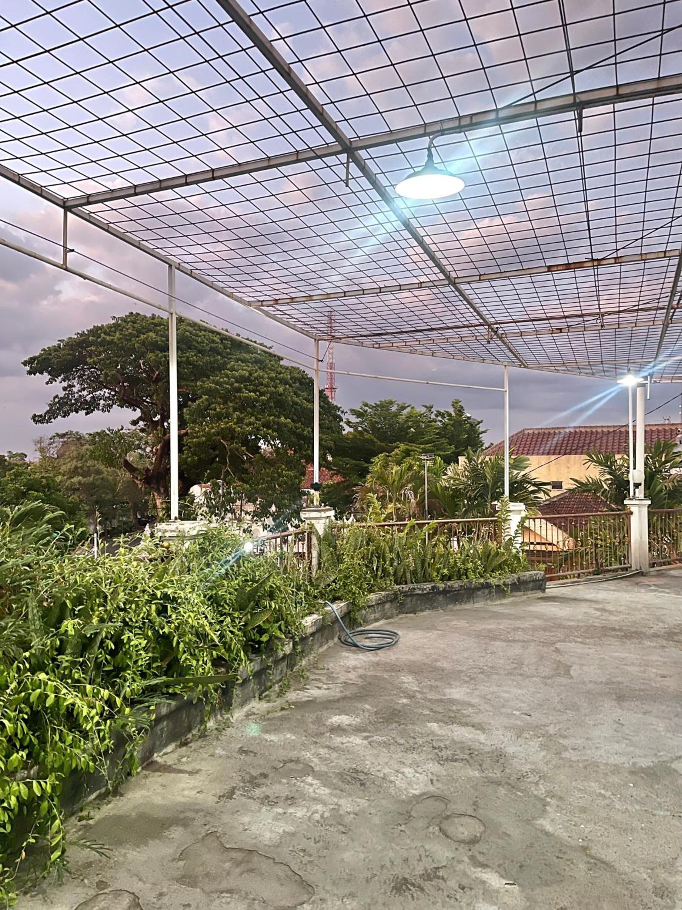 Telu Telu Solo view 3