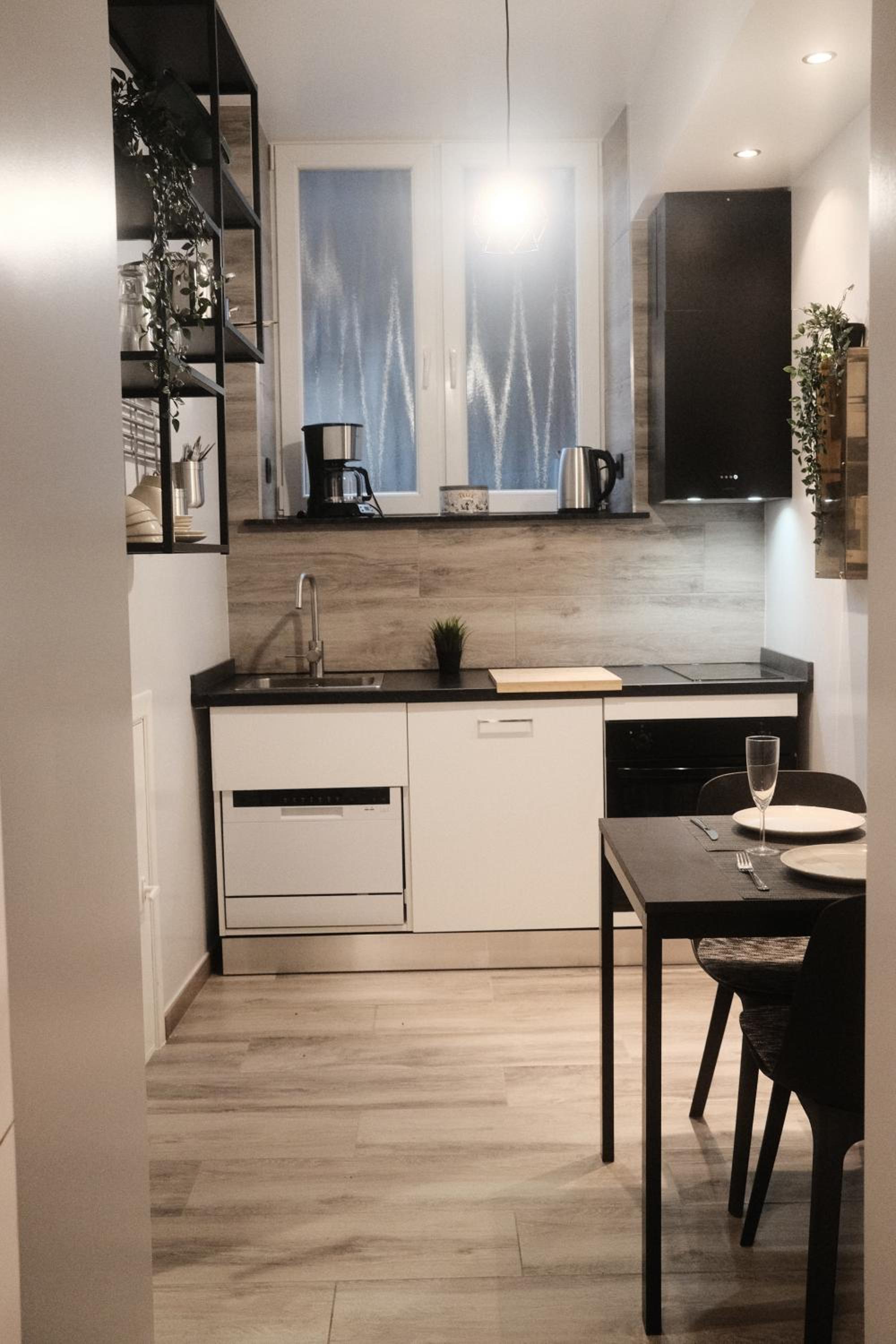 Tiny House : Felix the Cat