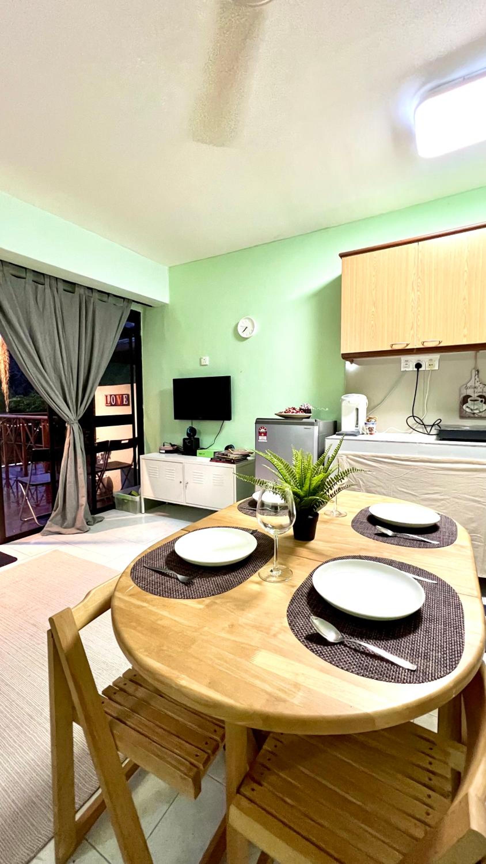 The Hillview inn @ Meranti Park Suites photo 5