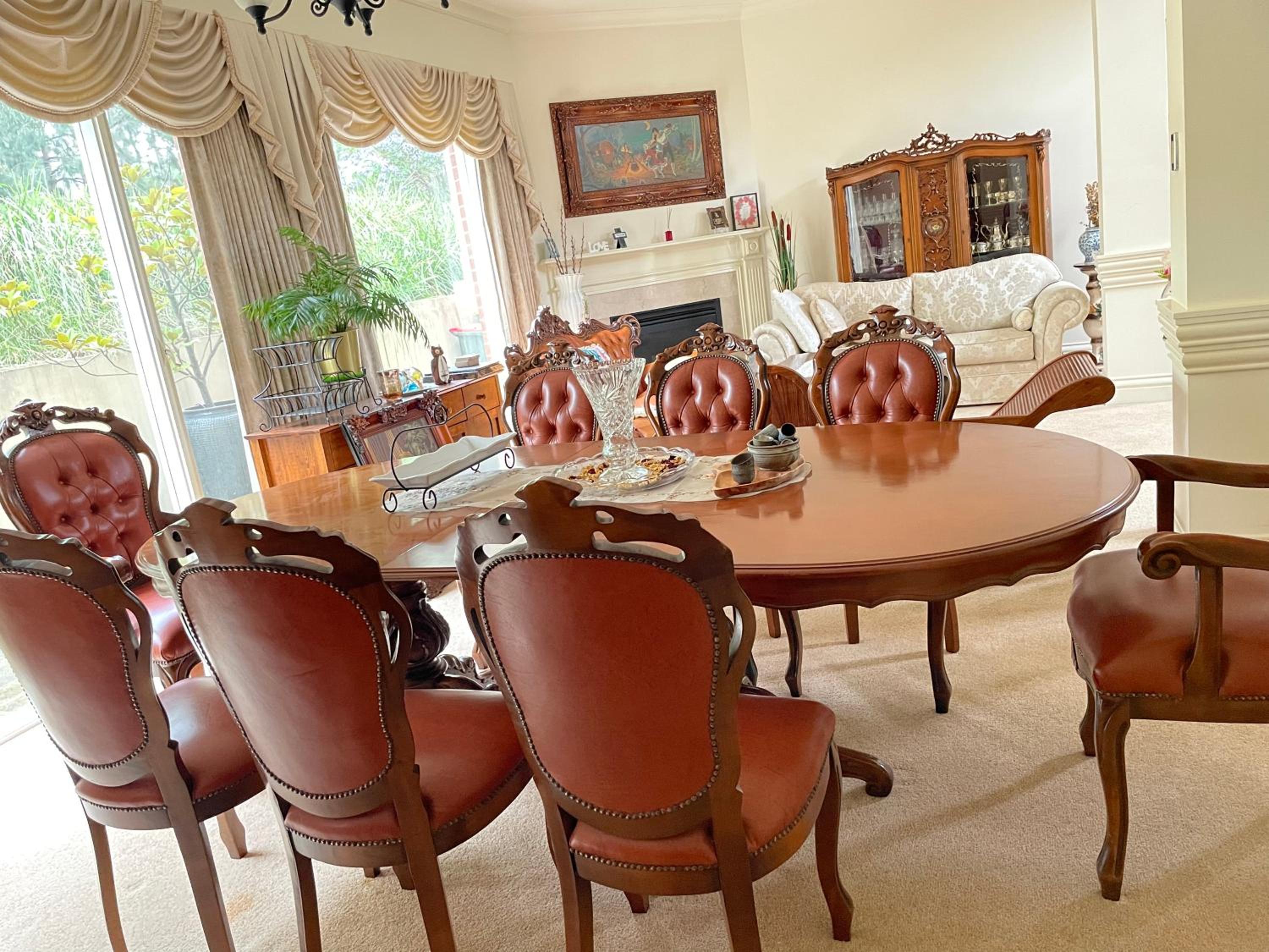 6 bdrs villa with pool & Tennis Court