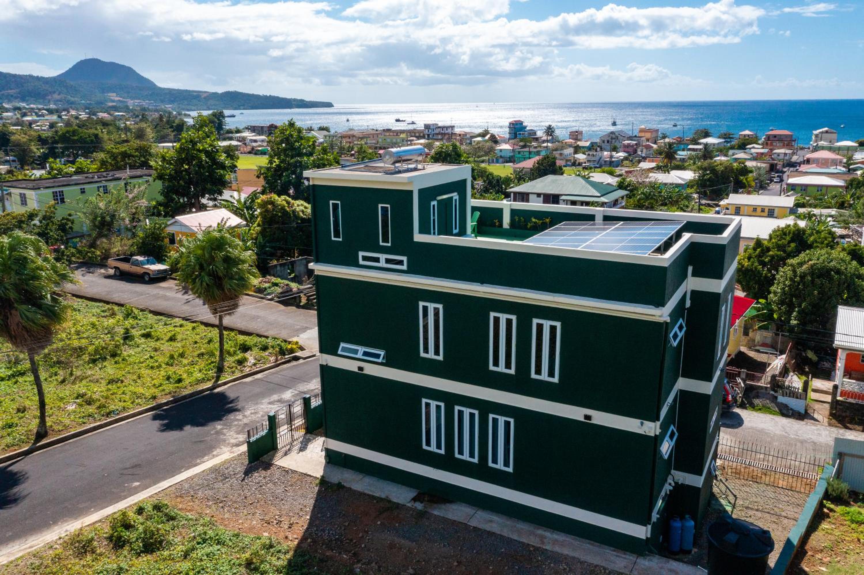 The Green House on Bedford Street - Portsmouth view 3