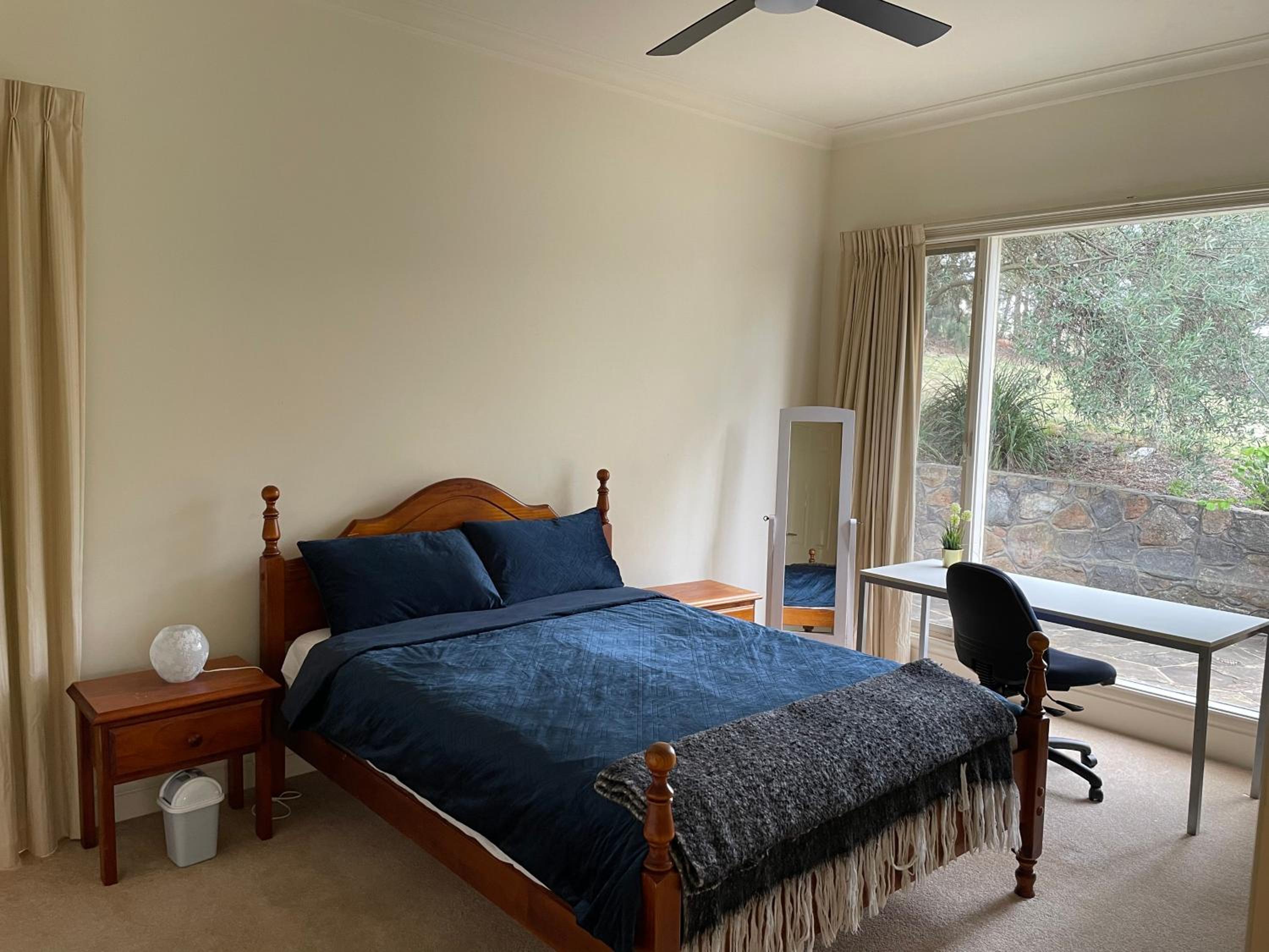 6 bdrs villa with pool & Tennis Court