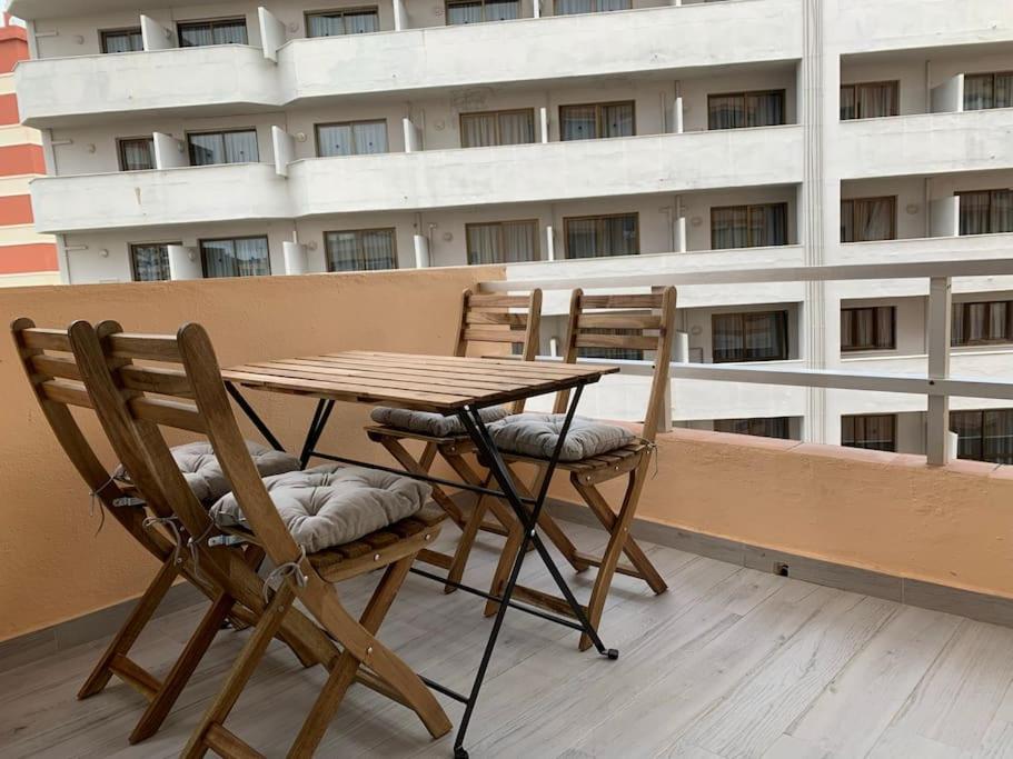 Apartamento con encanto y piscina