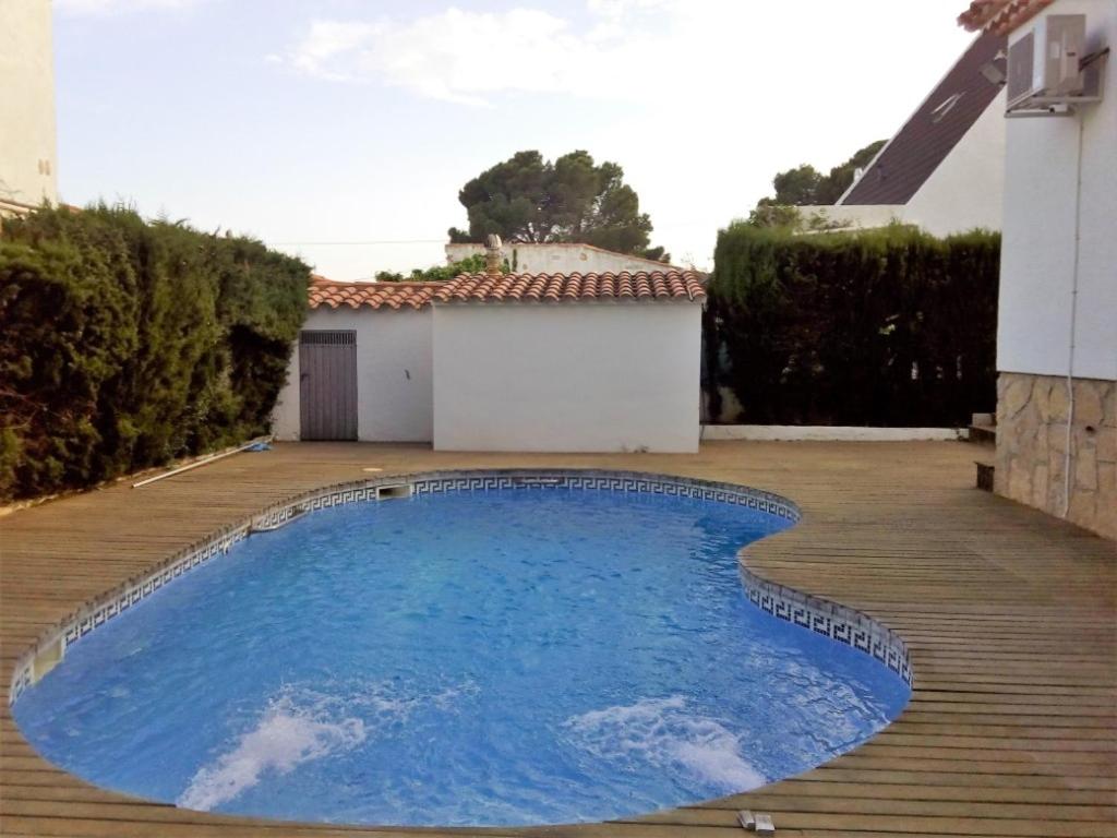 VILLA EMILIA