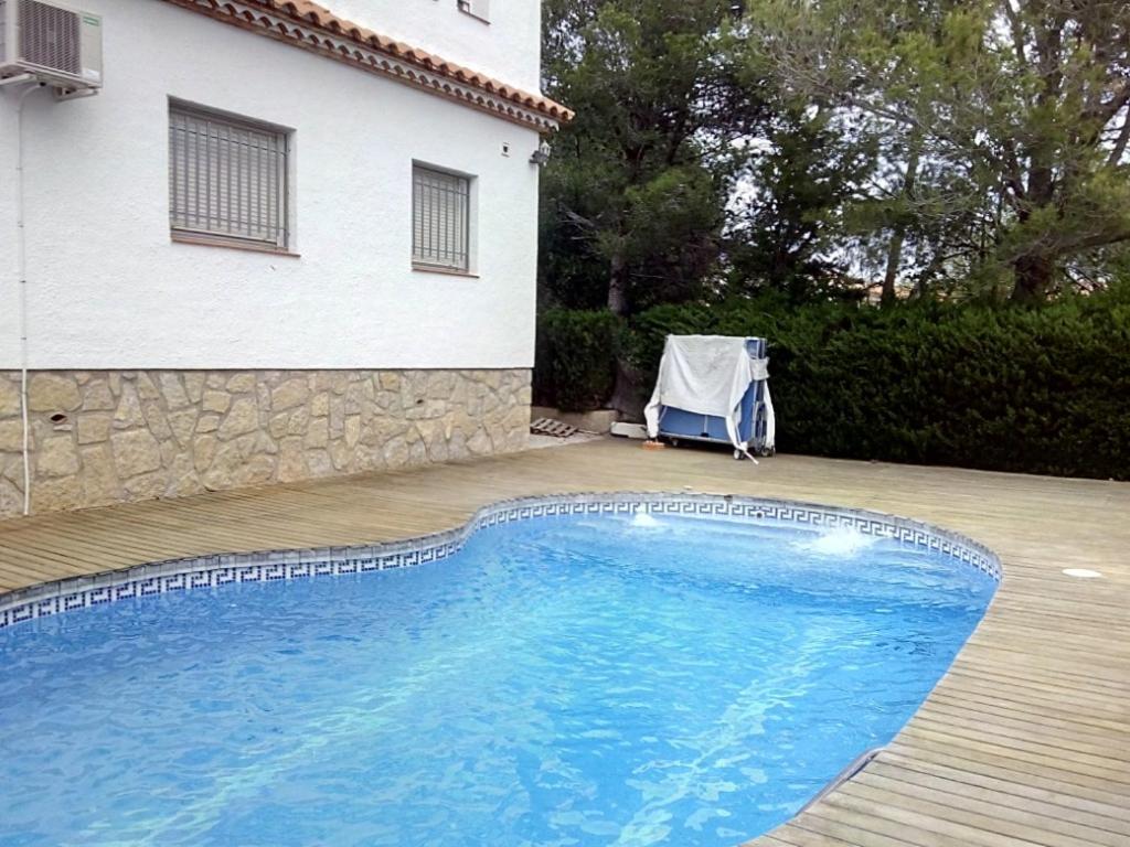 VILLA EMILIA