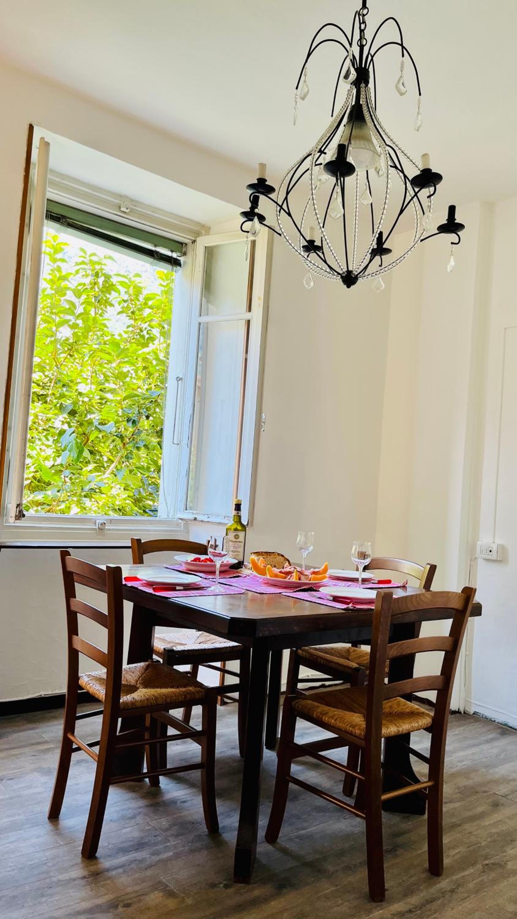 Antica Casa Storica con Giardino