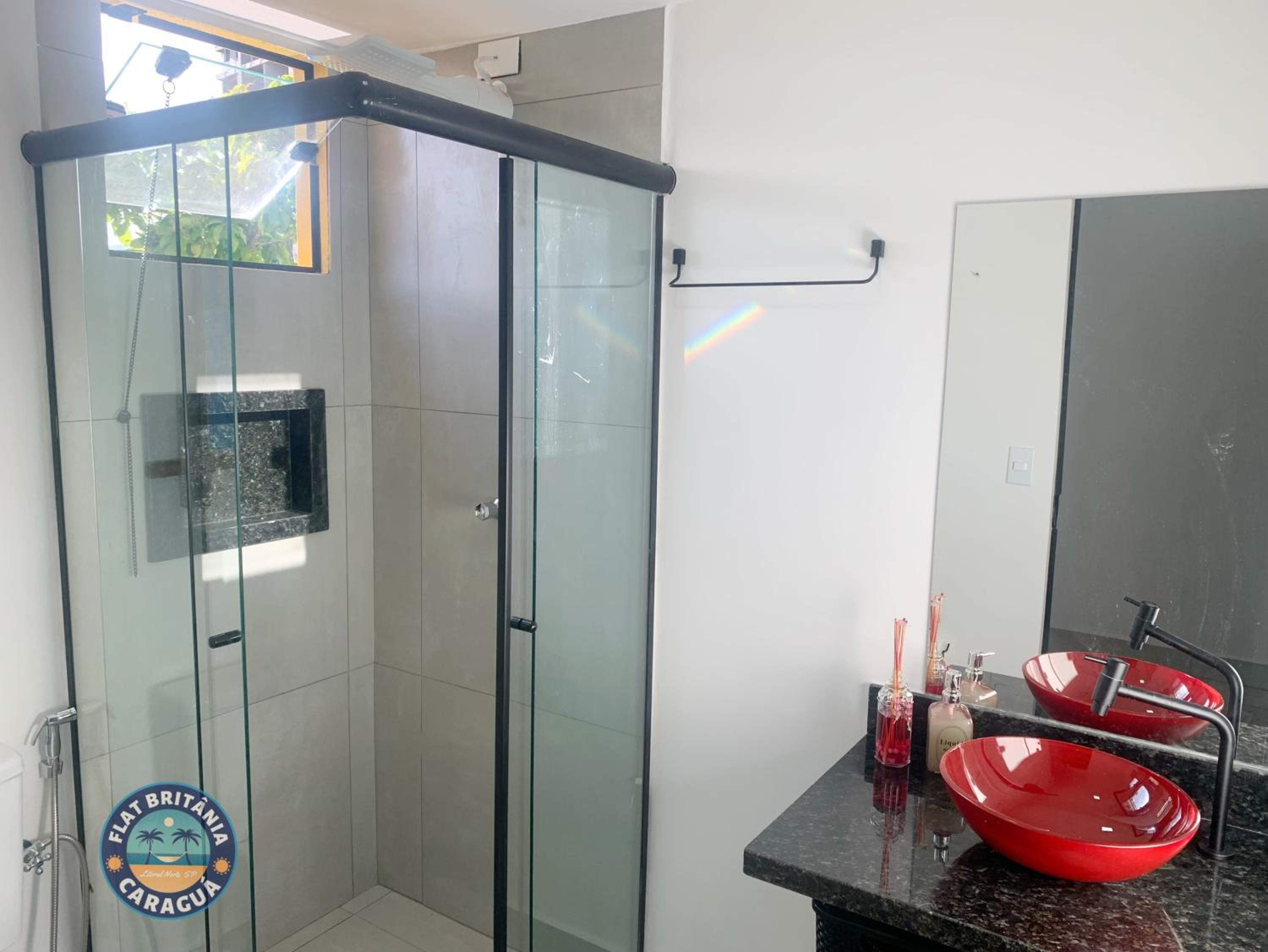 Charmoso Flat Novo com Ar Perto do Mar