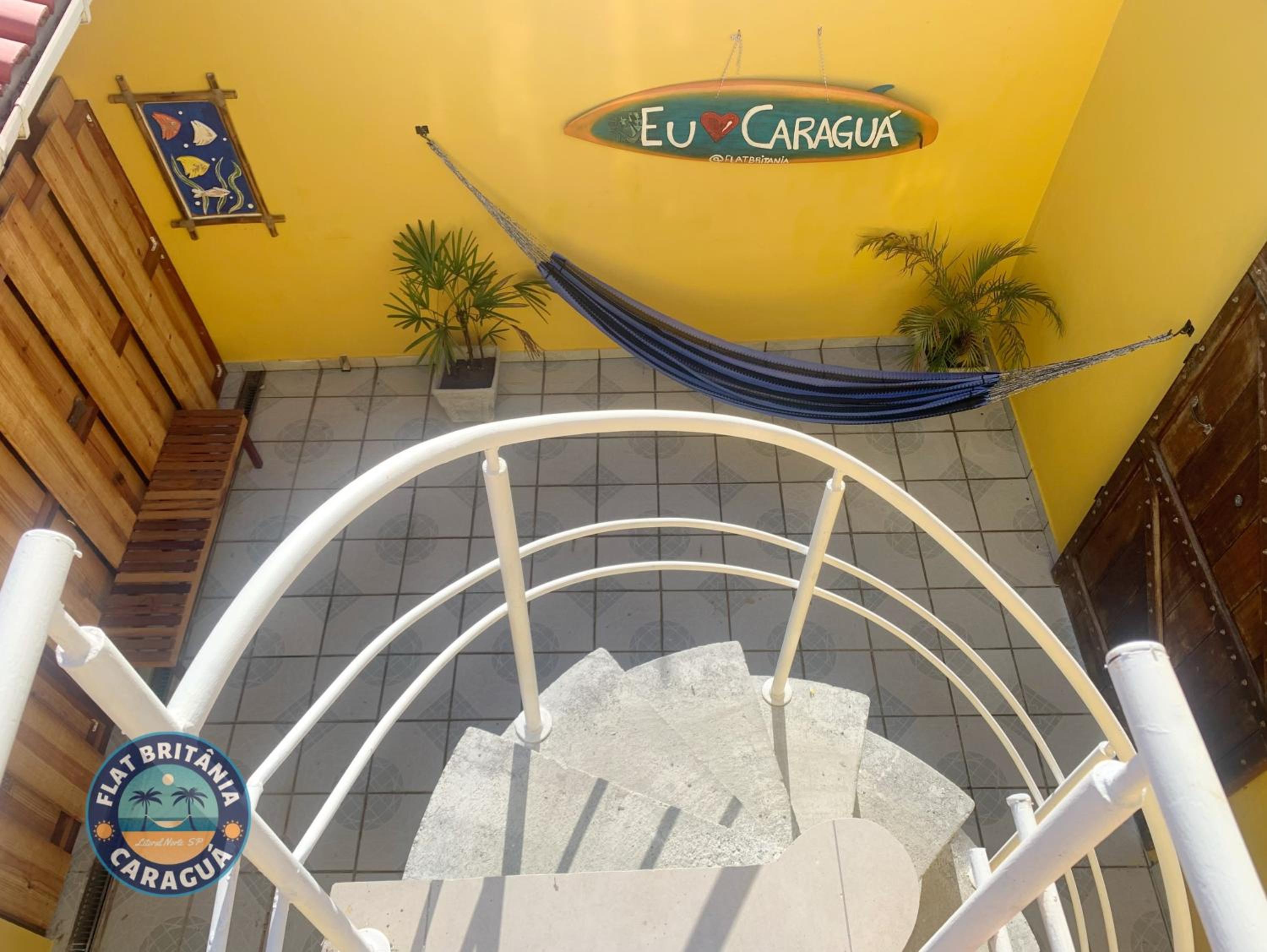 Charmoso Flat Novo com Ar Perto do Mar