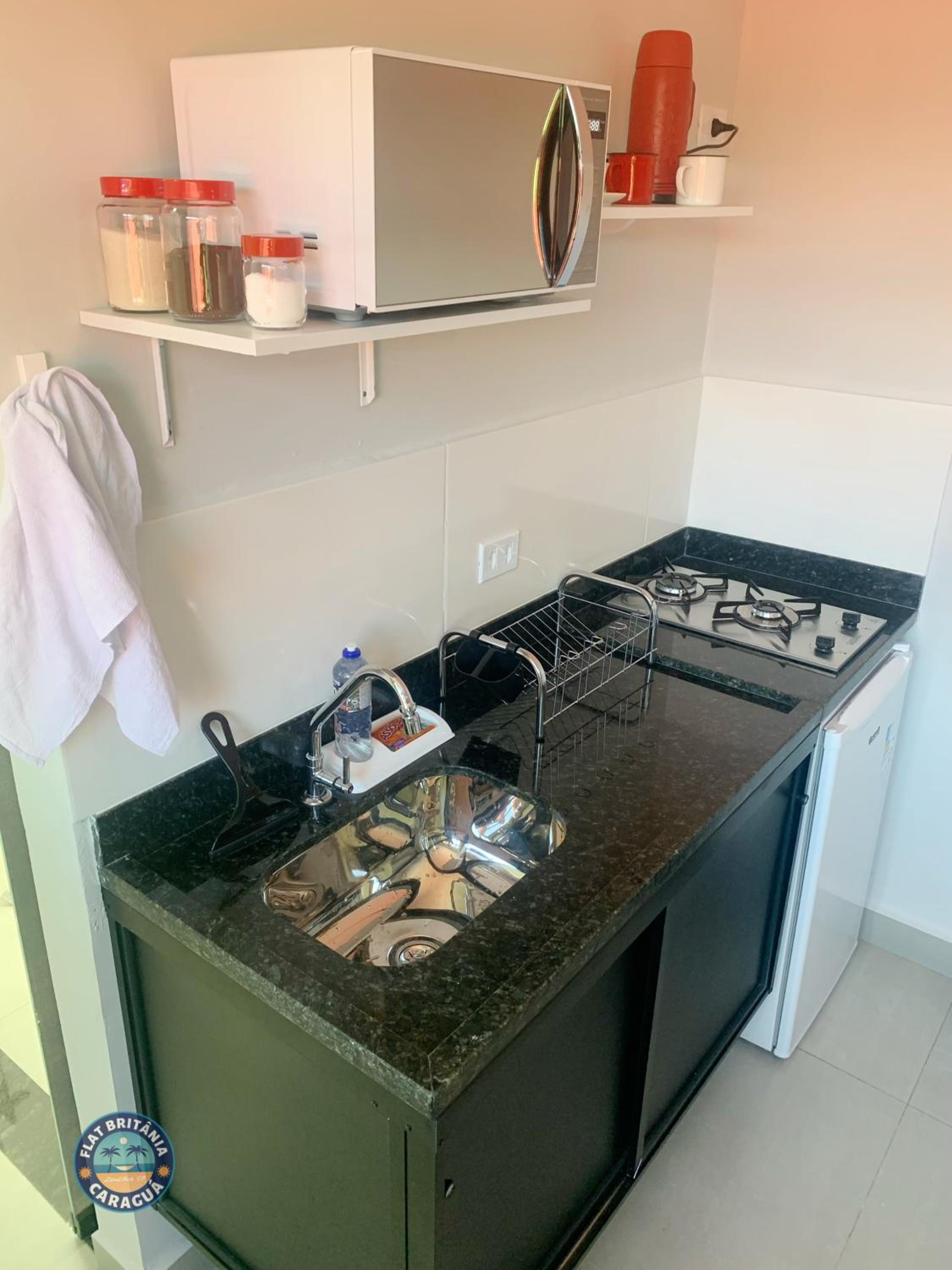 Charmoso Flat Novo com Ar Perto do Mar