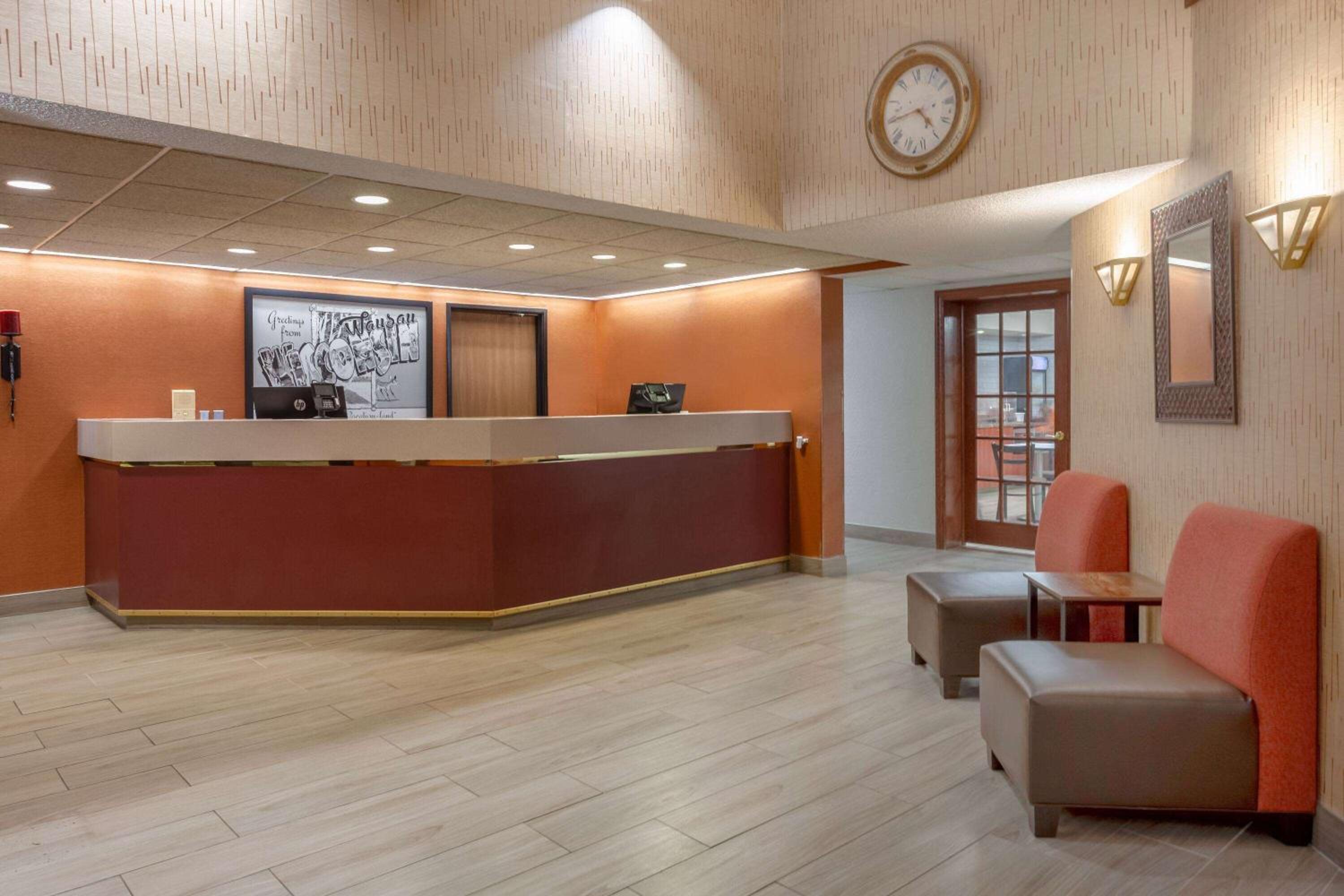 Wausau Vacations - Super 8 by Wyndham Wausau - Property Image 5