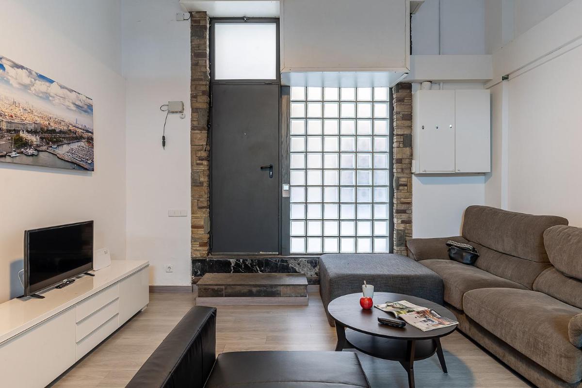 AB Modern Gracia Apartment
