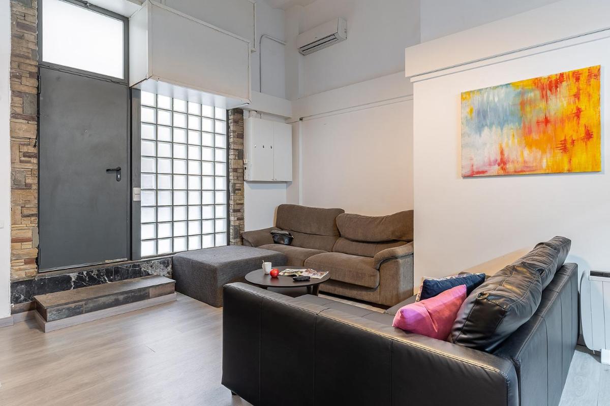 AB Modern Gracia Apartment
