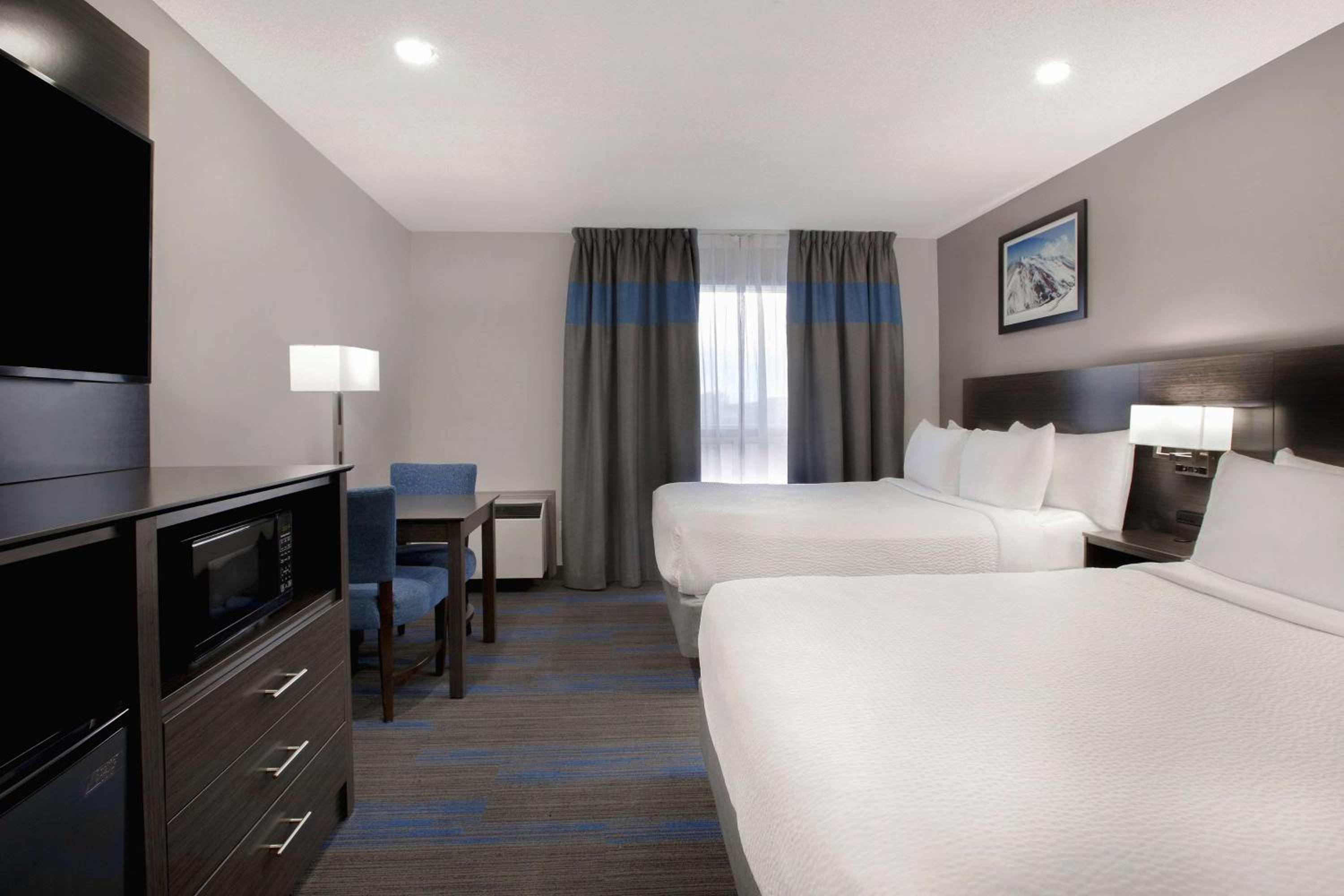 Barrie Vacations - Days Inn by Wyndham Barrie - Property Image 7
