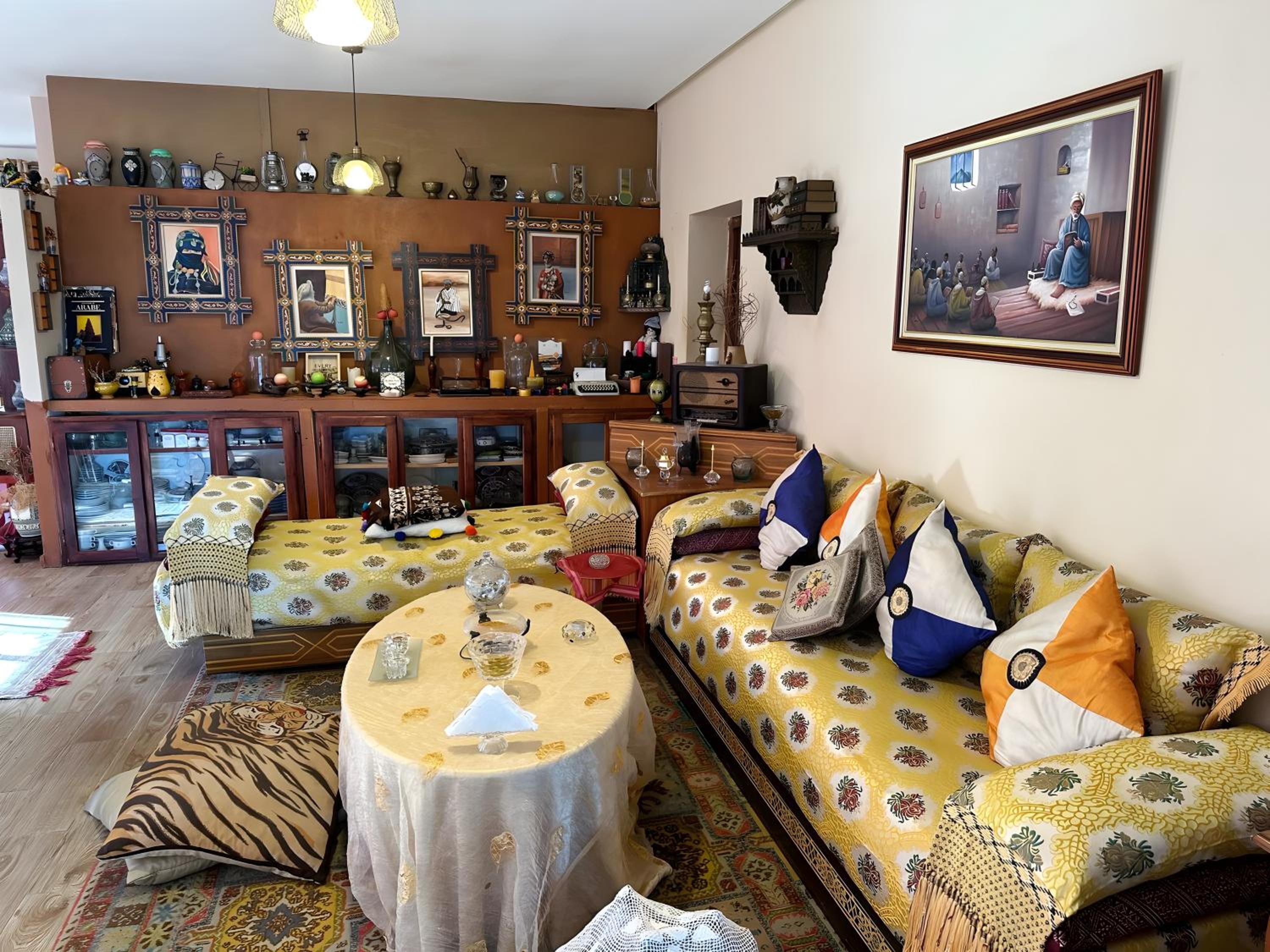 lounge