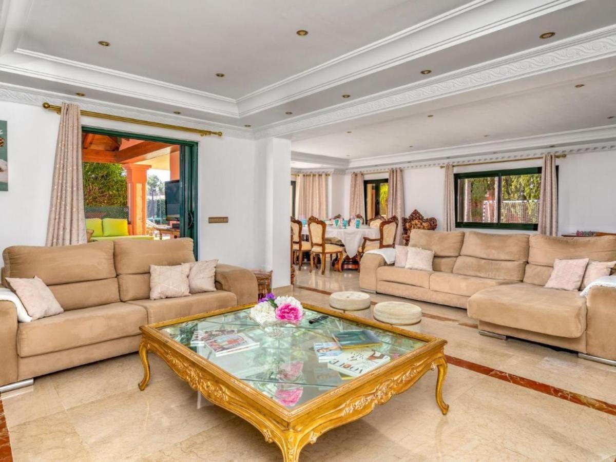 Marbella Villa Premium by Homing