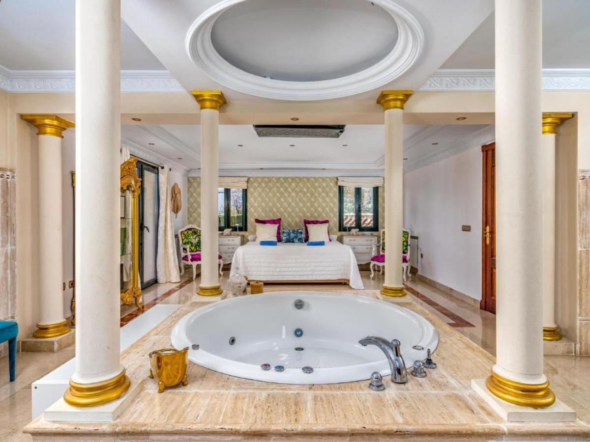 Marbella Villa Premium by Homing