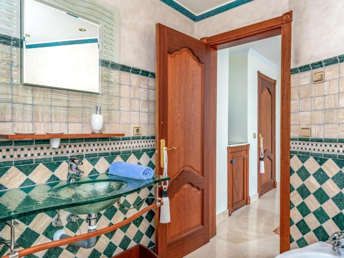 Marbella Villa Premium by Homing