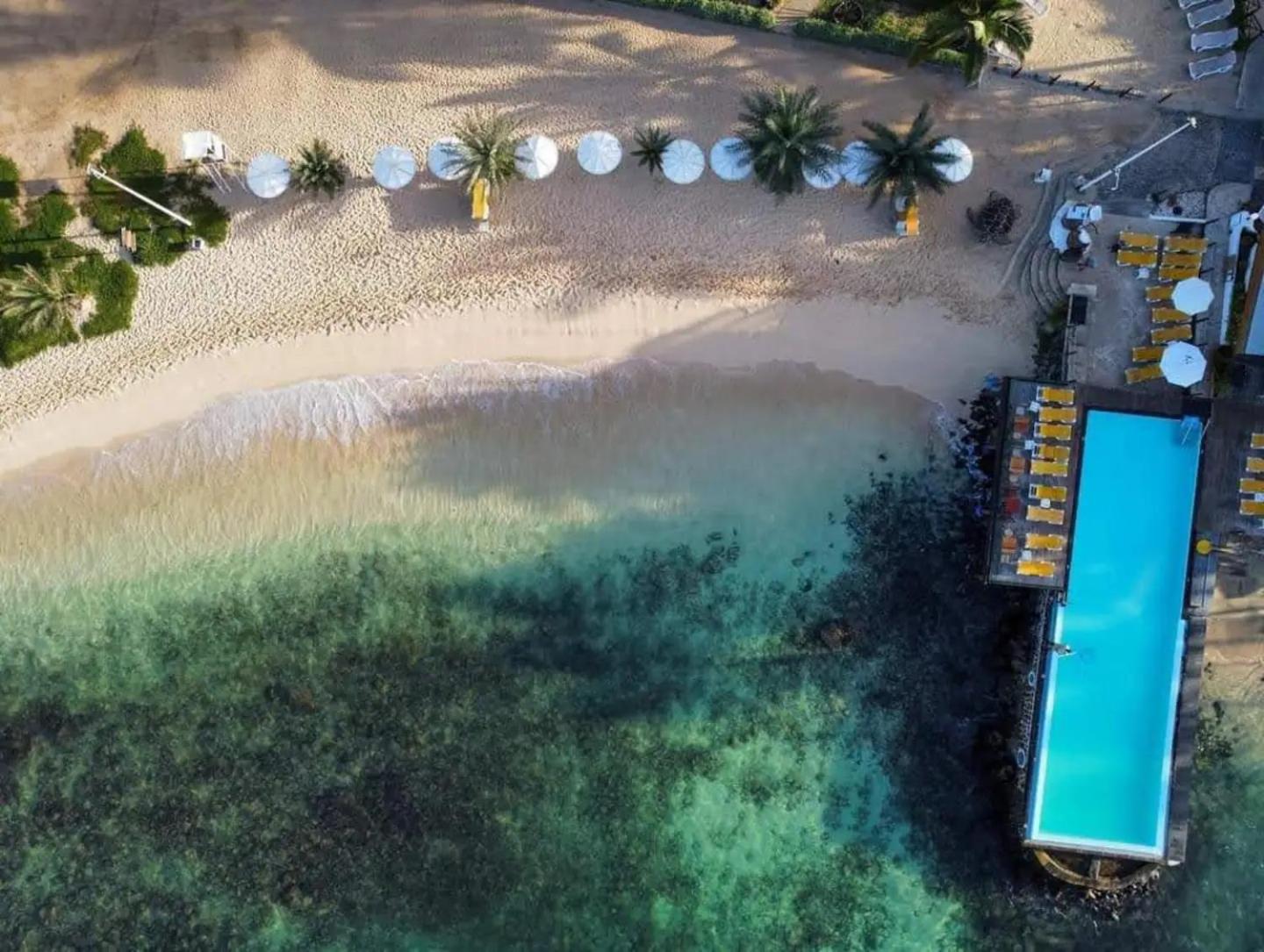 Porto Antigo 2 Beach Club