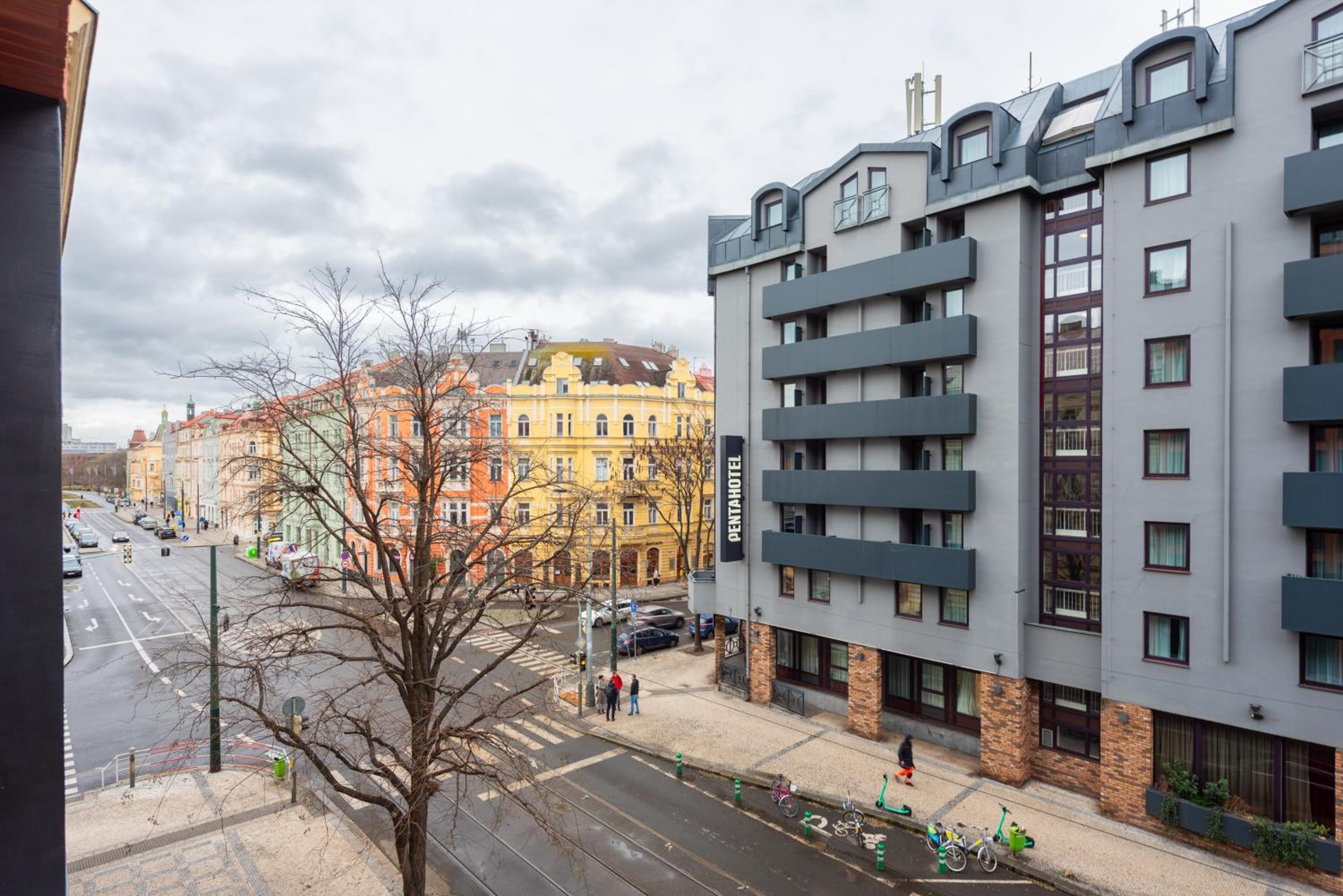 Jay Apartments