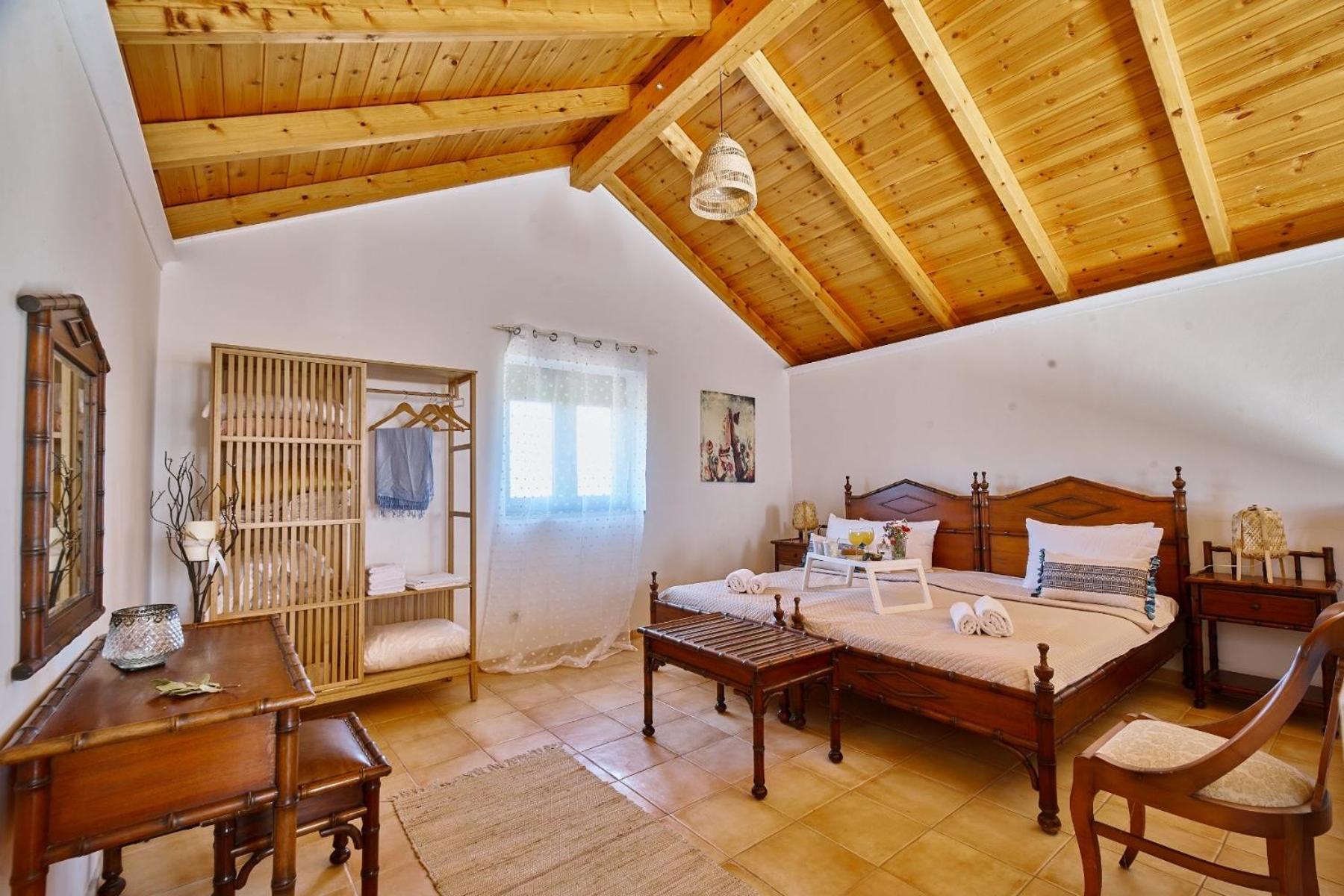 La Maison to Chani view 3