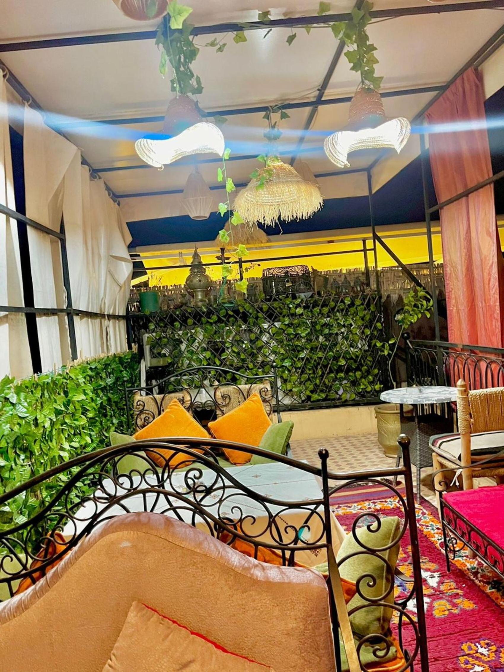 lounge