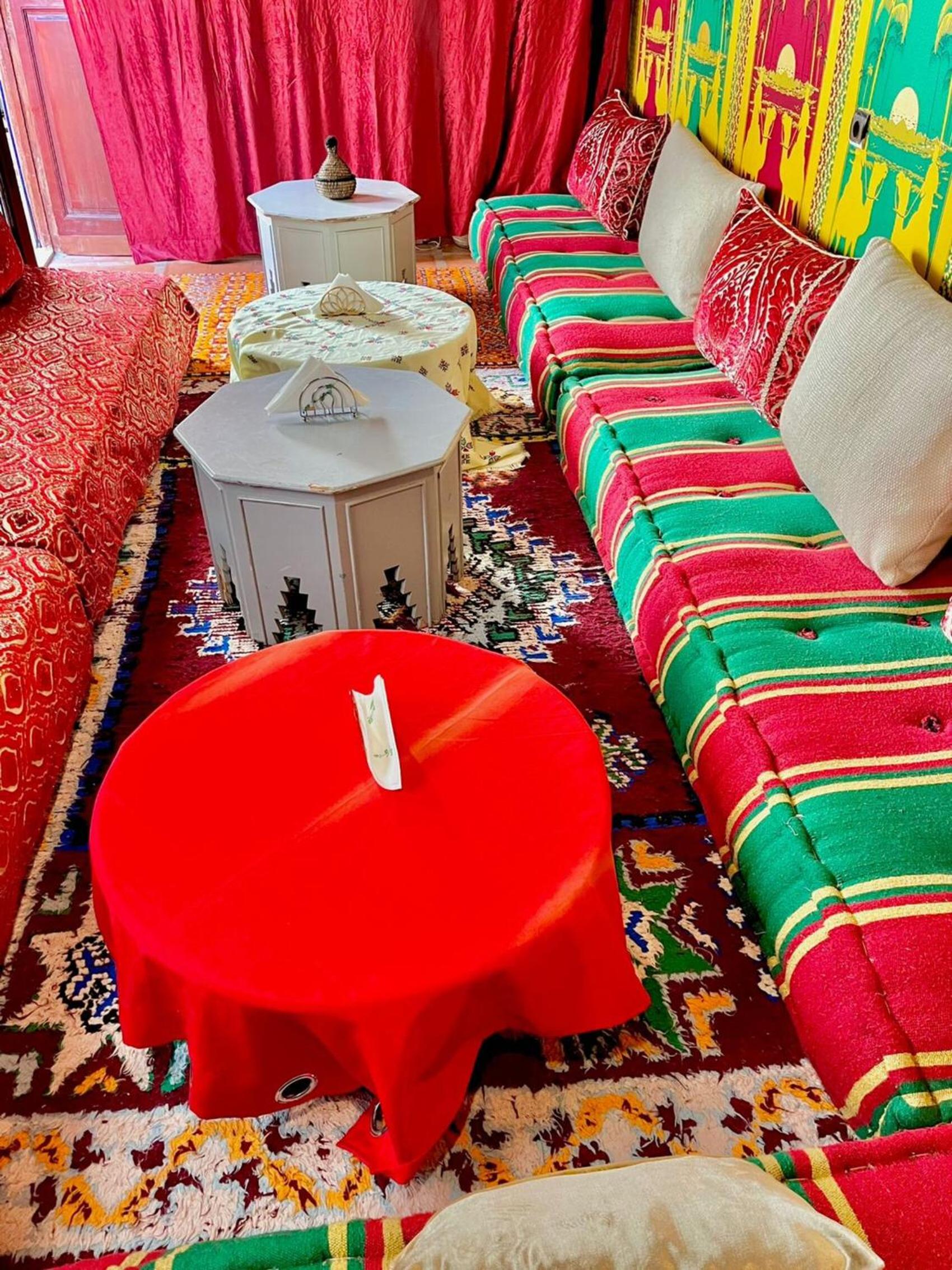 lounge